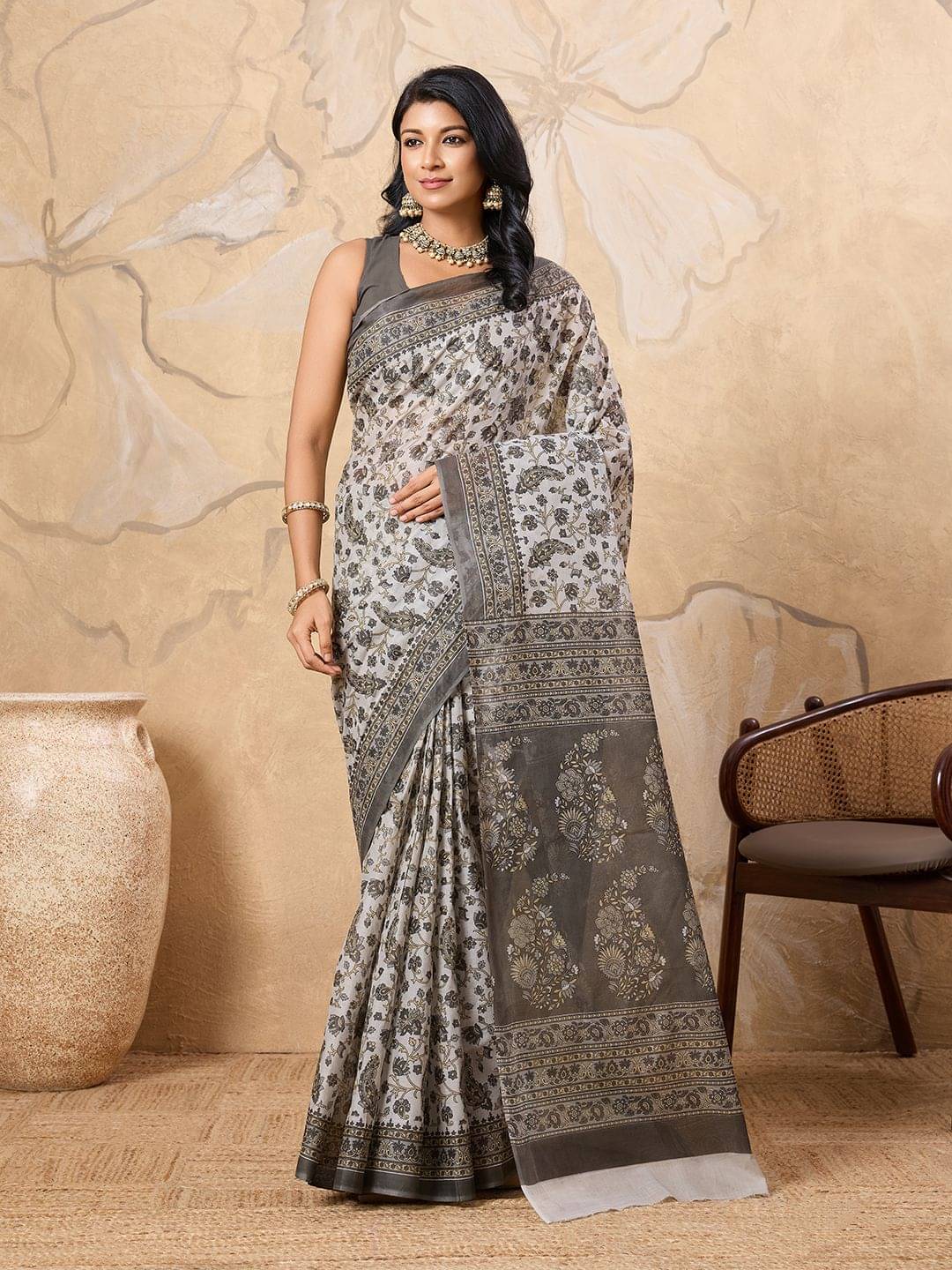     			SHANVIKA Cotton Printed Sambalpuri Saree Without Blouse Piece ( Grey )