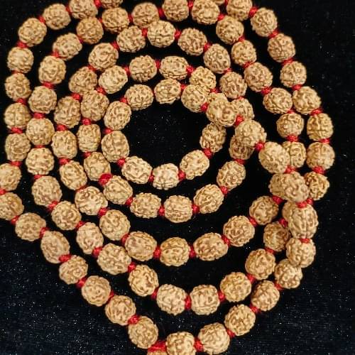     			Varanasi handcrafted Mala ( Pack of 1 )