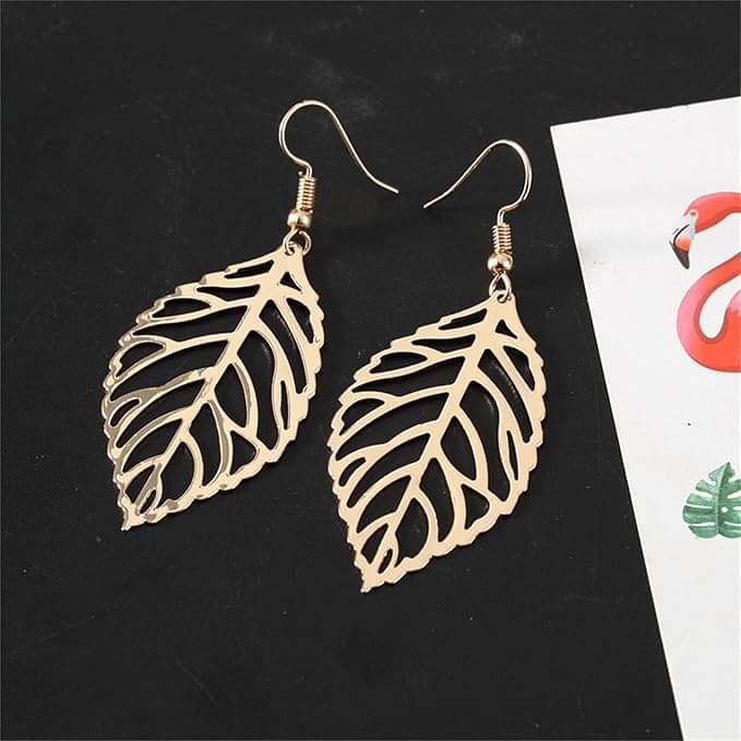     			Yugosmile Rose Gold Drop Earrings ( Pack of 1 )