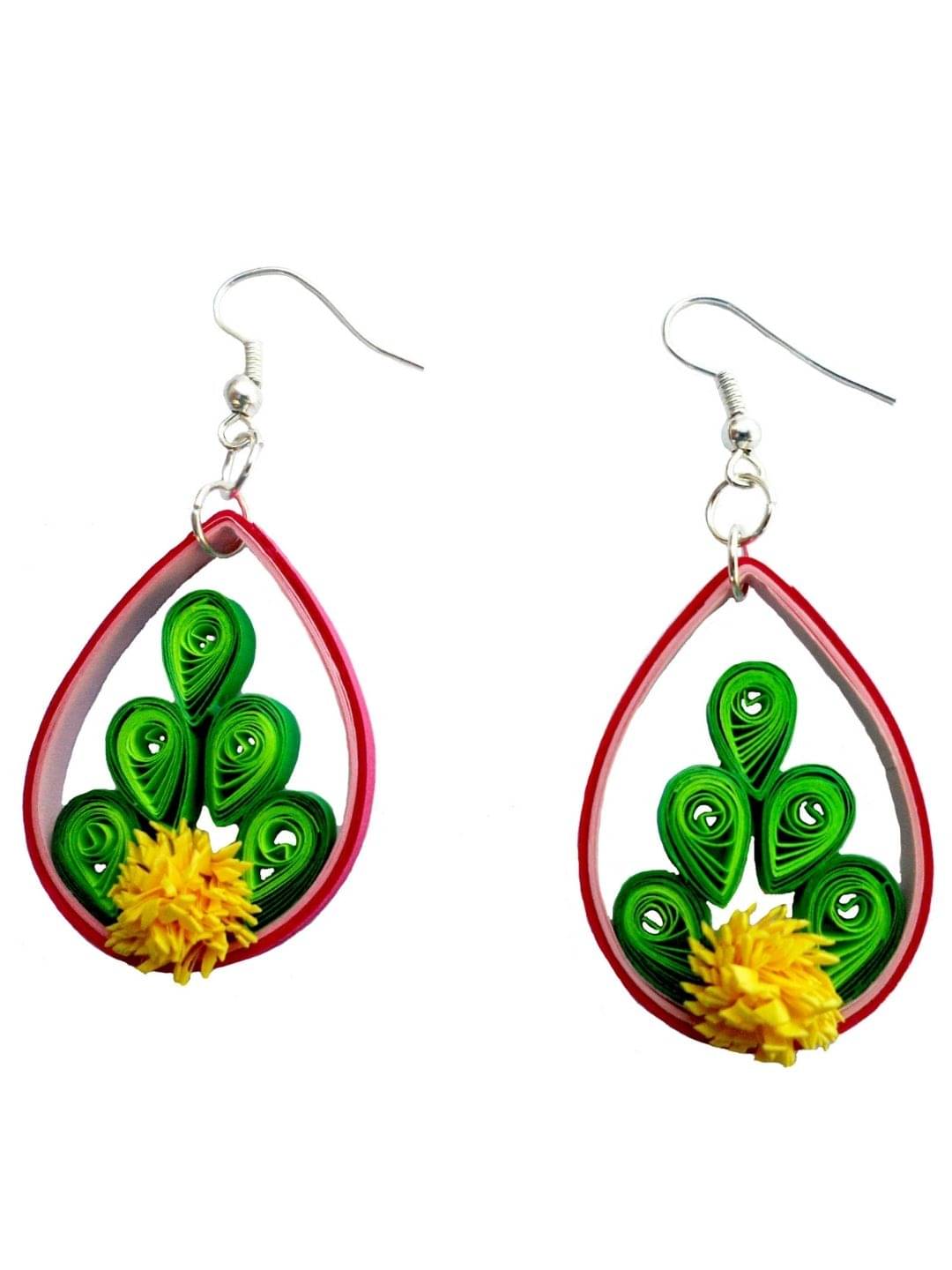     			Designer's Collection Green Drop Earrings ( Pack of 1 )