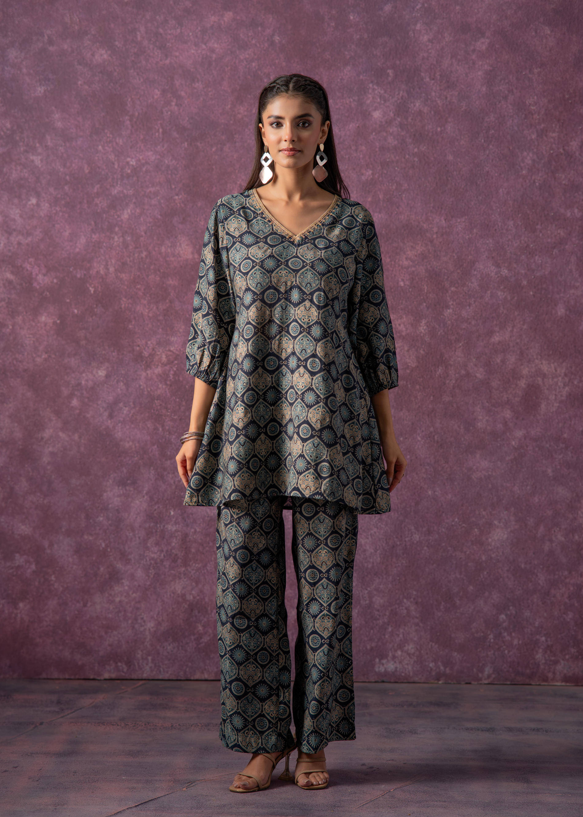 Juniper Women Cotton Printed A-line Kurti With Pants ( Green )     			Juniper Women Cotton Printed A-line Kurti With Pants ( Green )