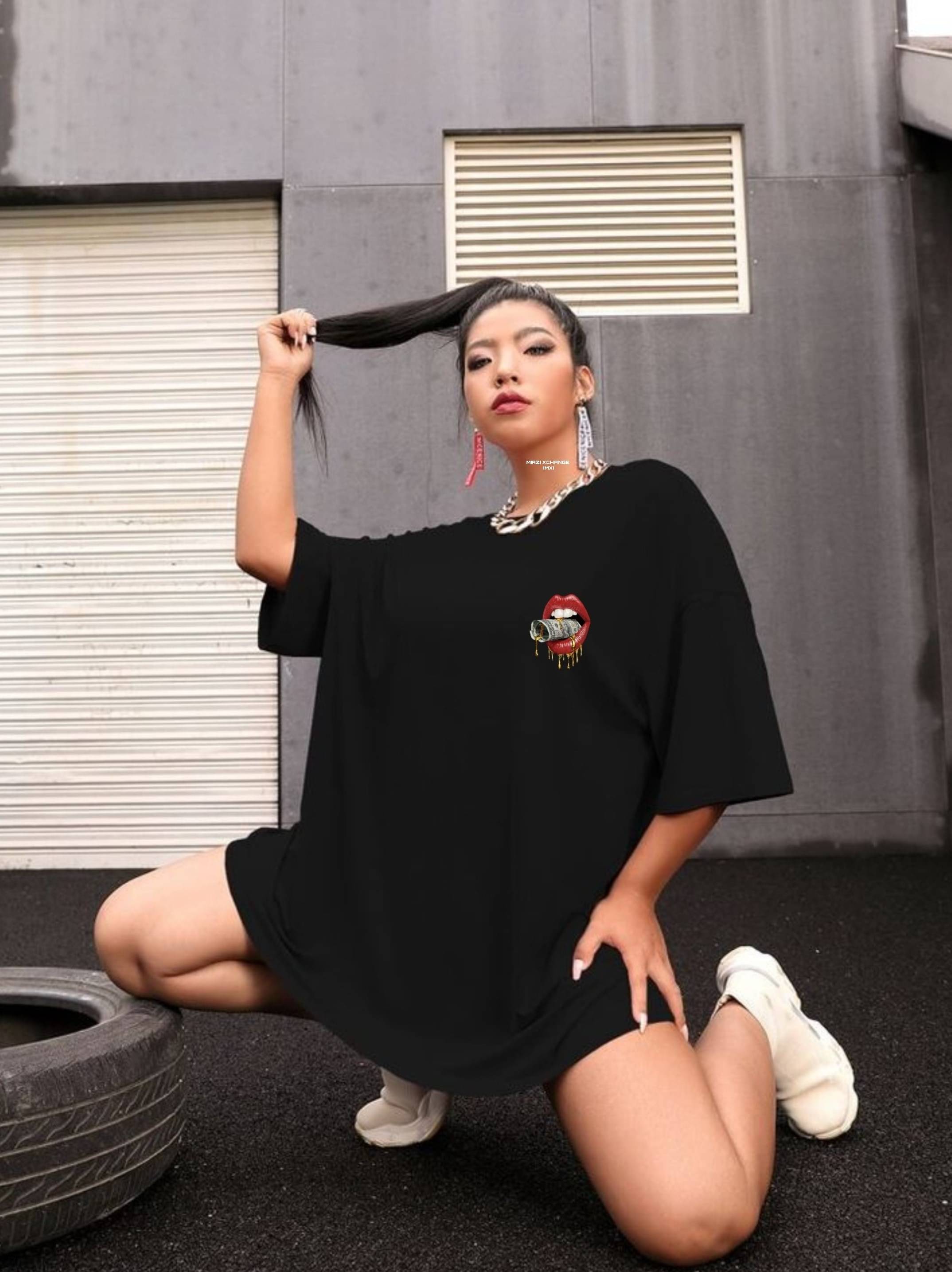 MX Women Cotton Blend Printed Regular Fit Round Neck T-Shirt ( Black )     			MX Women Cotton Blend Printed Regular Fit Round Neck T-Shirt ( Black )