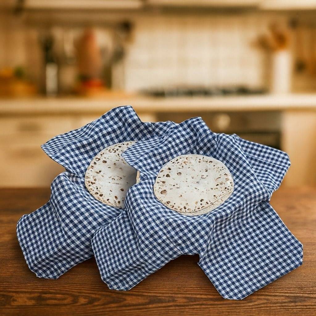     			Mini Check Double Layer Roti Cloth Pack of 2 – Soft Cotton Chapati & Food Cover Checkered Roti Square Flap Cover (Multicolor, 2)