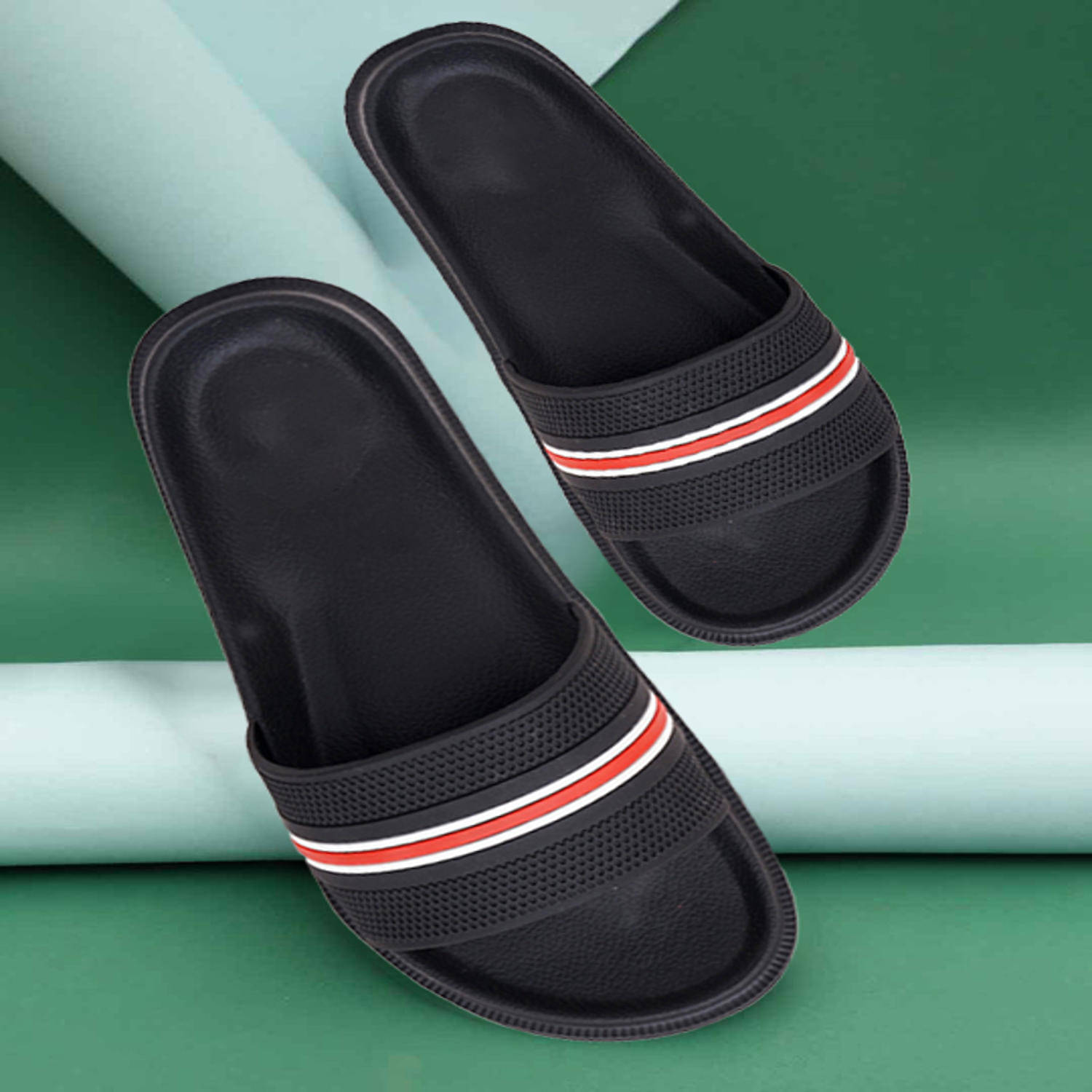     			Qrite Red Men's Slide Flip Flop