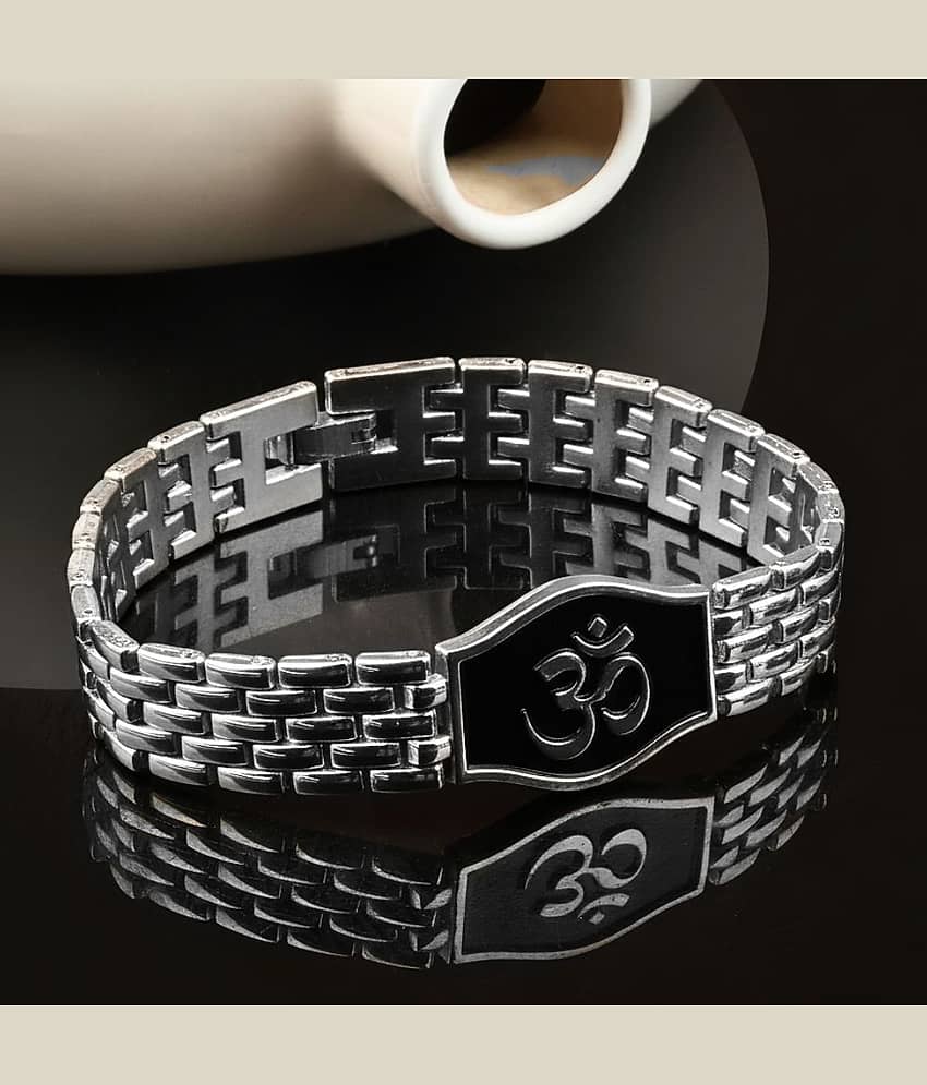 Style Wind Silver Bracelet ( Pack of 1 ) - Bangles & Bracelets | Buy online on ZillyBuy
