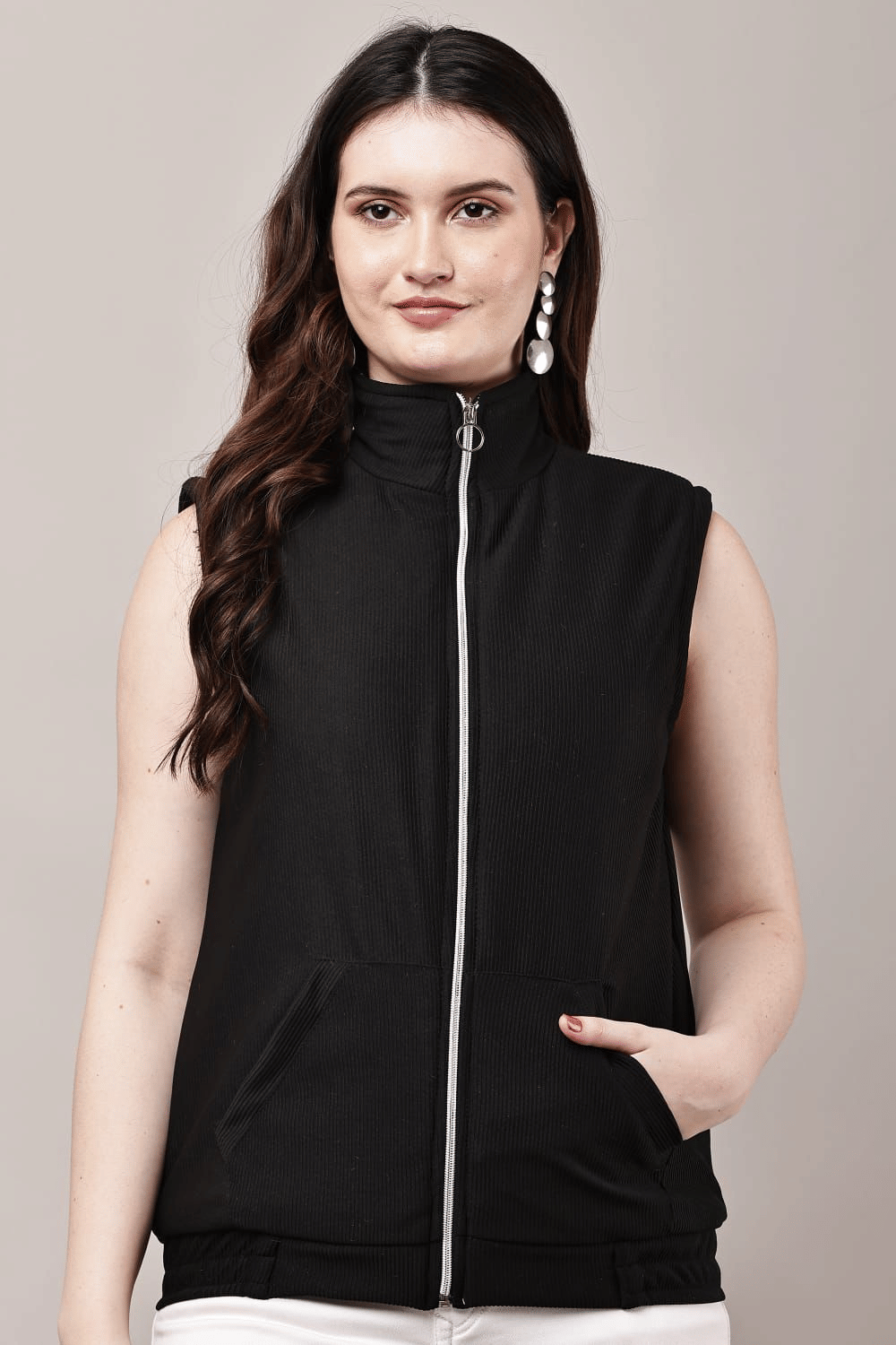 VEAMOS Women High Neck Regular Jacket ( Black )     			VEAMOS Women High Neck Regular Jacket ( Black )