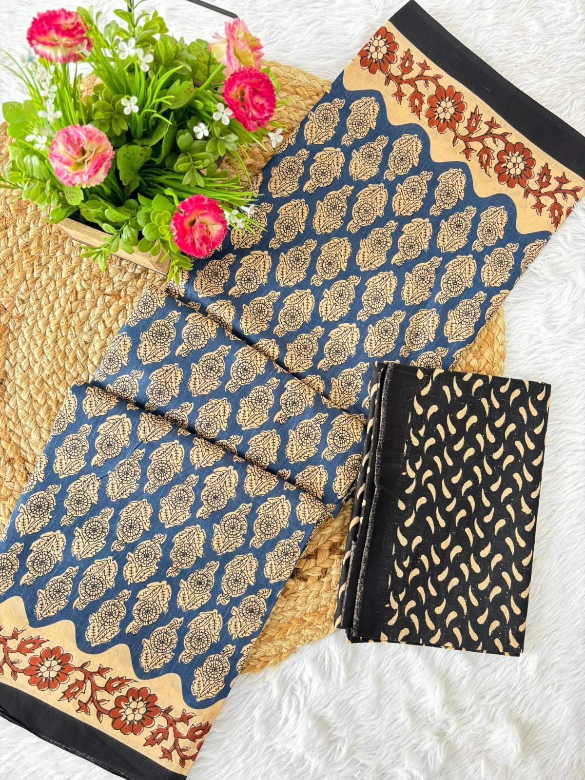 BRENZZAFASHION Cotton Printed Bhagalpuri Saree With Unstitched Blouse Piece ( Brown )     			BRENZZAFASHION Cotton Printed Bhagalpuri Saree With Unstitched Blouse Piece ( Brown )