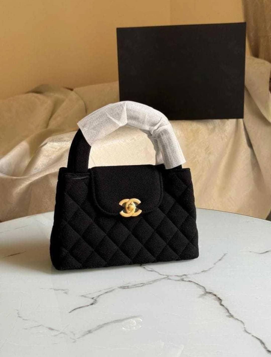     			Delhi Mini Mall Satchel Bag Fabric Set of 1 ( Black,Gold )