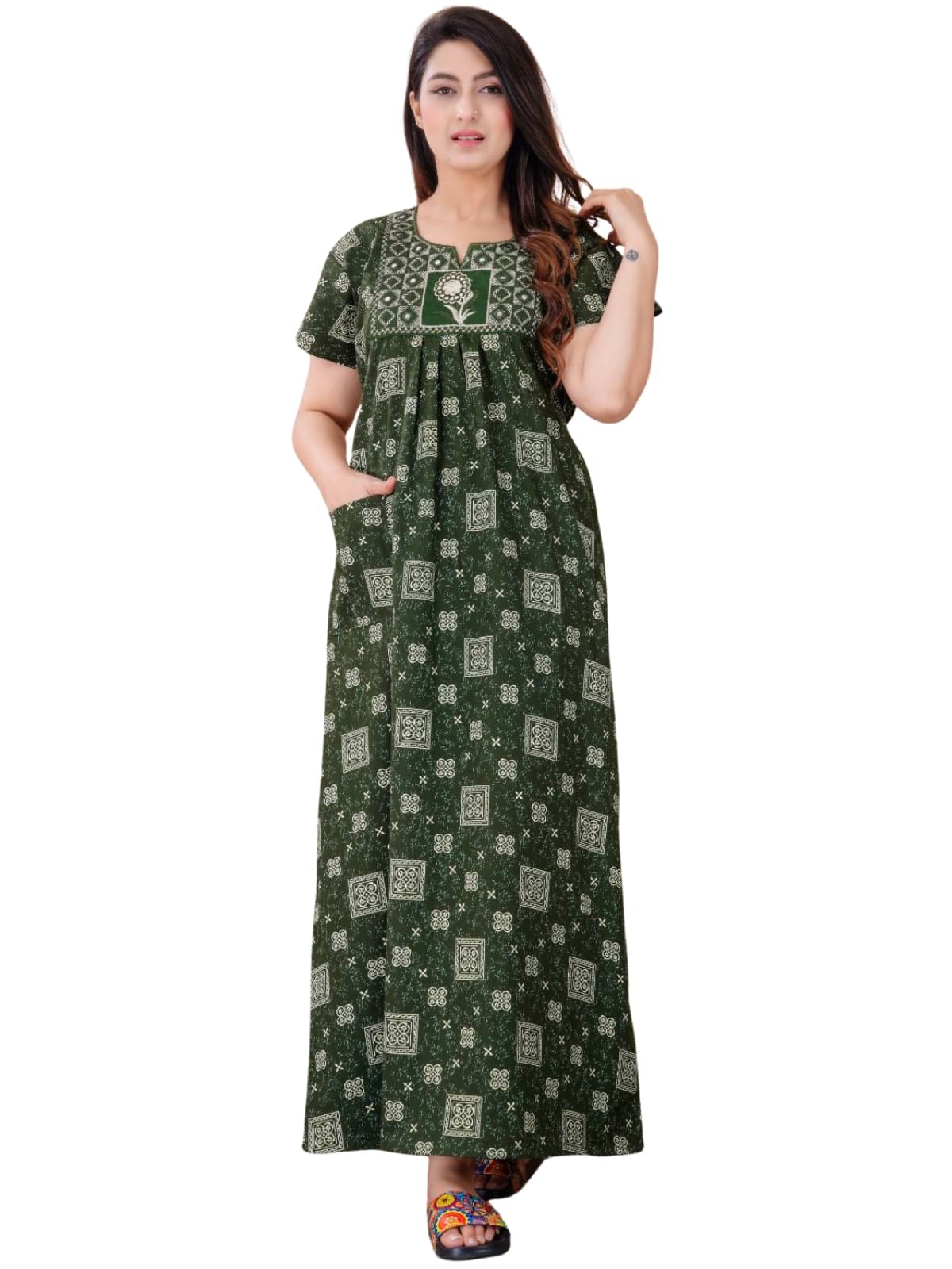     			Dgsm Craft Cotton Blend Printed Women Regular Nighty ( Green )