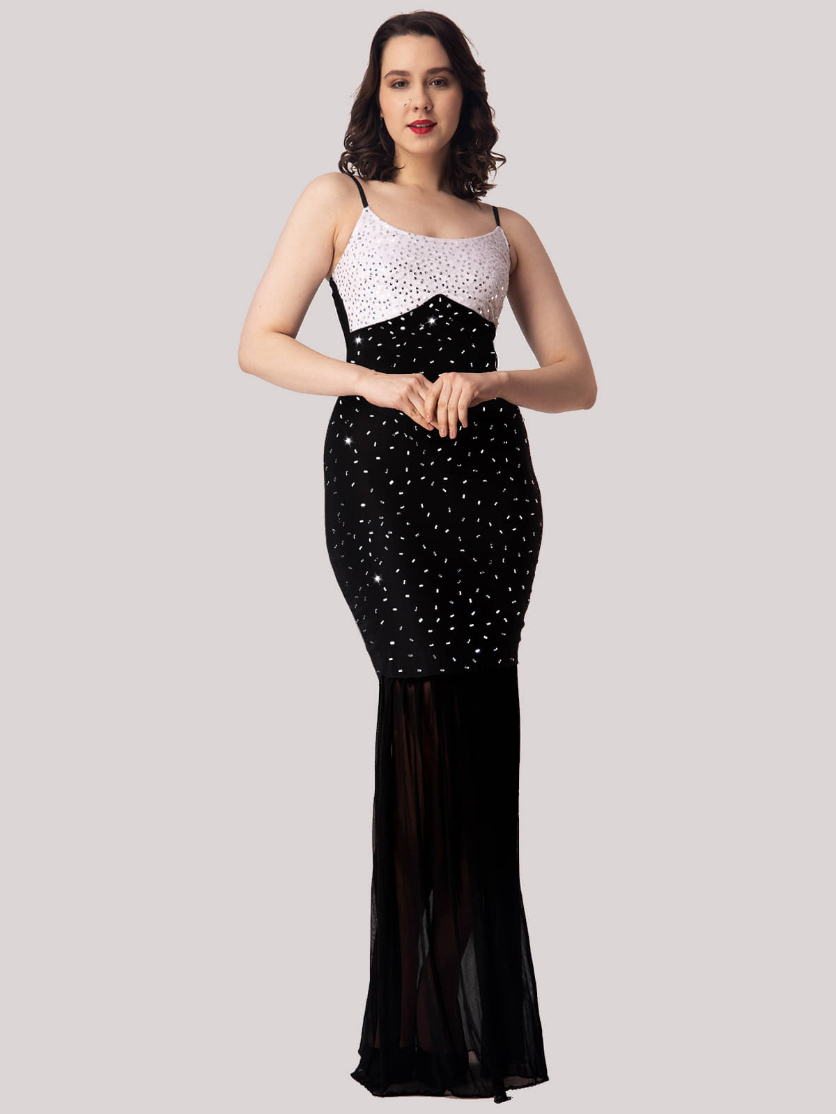     			Finian Women Viscose Embellished Bodycon Dress ( Black )