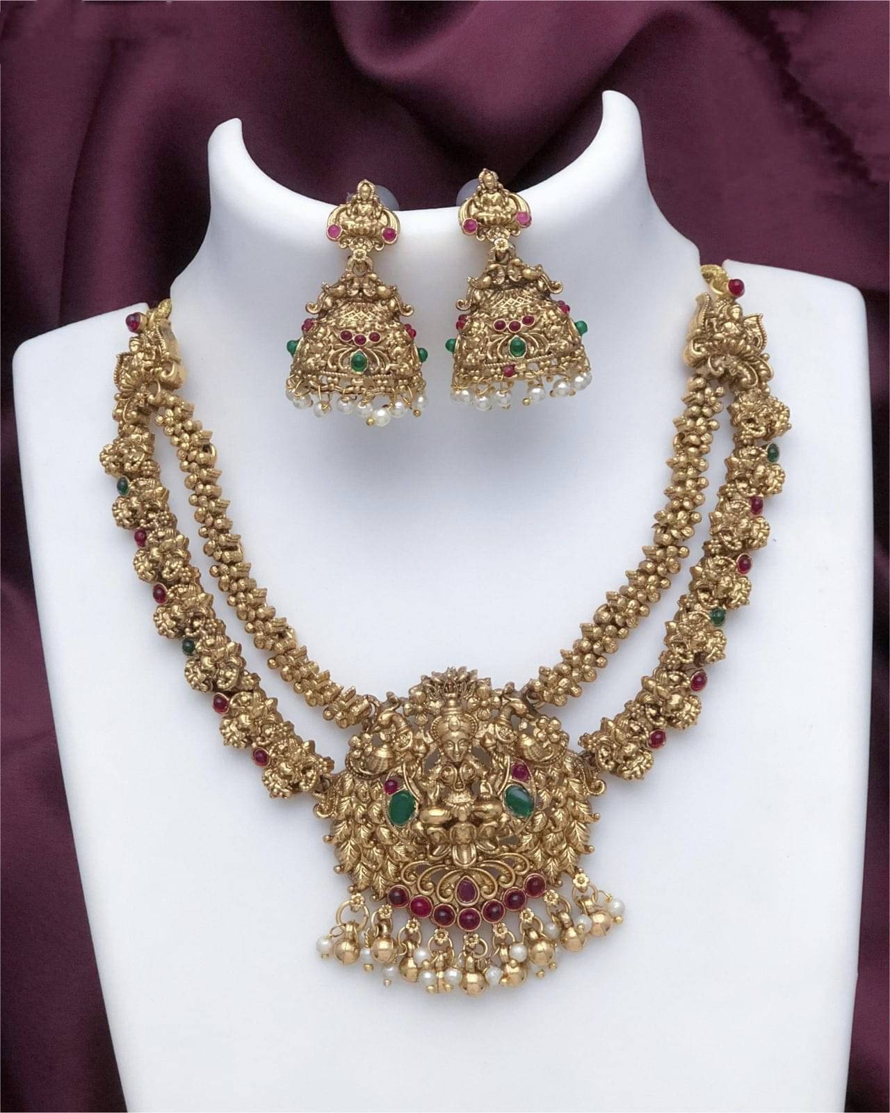 Gold Covering and Fancy Jewellery Multi Color Brass Necklace ( Pack of 1 )     			Gold Covering and Fancy Jewellery Multi Color Brass Necklace ( Pack of 1 )