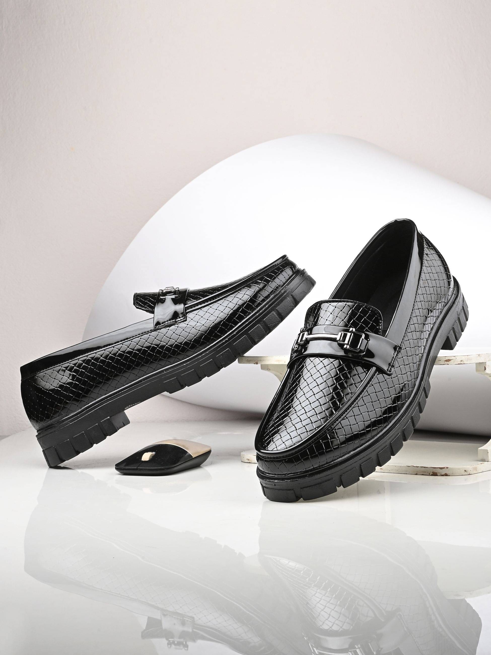     			Kastava Black Men's Slip on Shoes