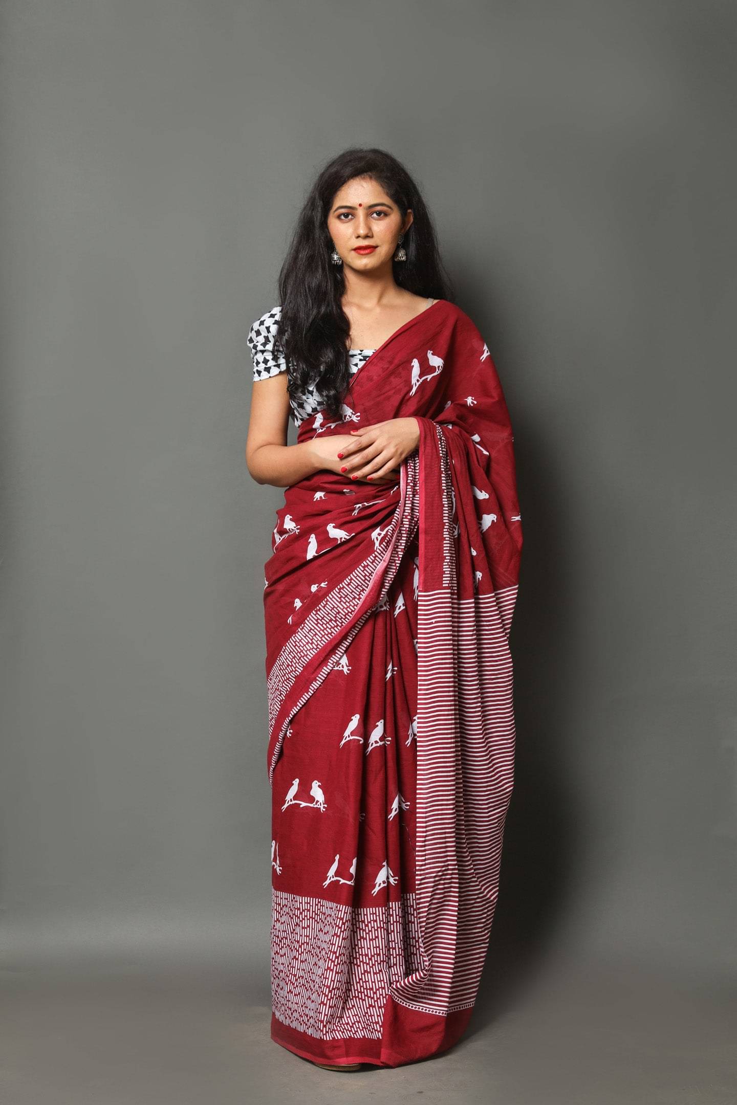     			Lovwear Cotton Printed Regular Saree With Unstitched Blouse Piece ( Maroon )