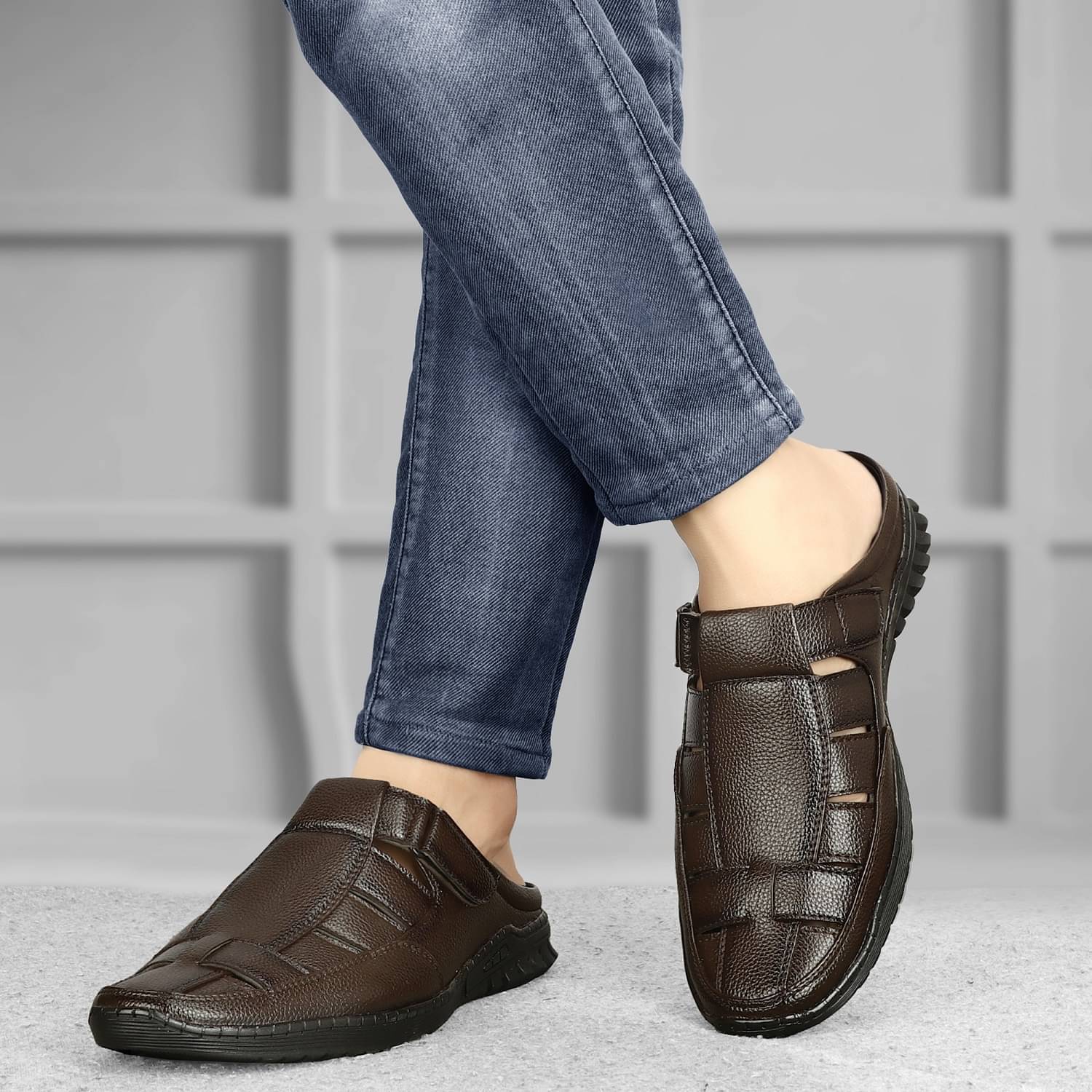     			Pilado - Brown Men's Sandals