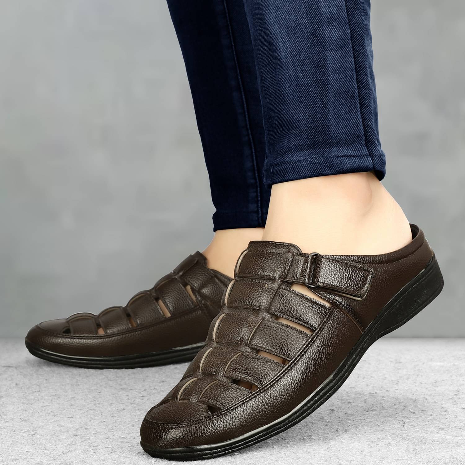     			Pilado - Brown Men's Sandals