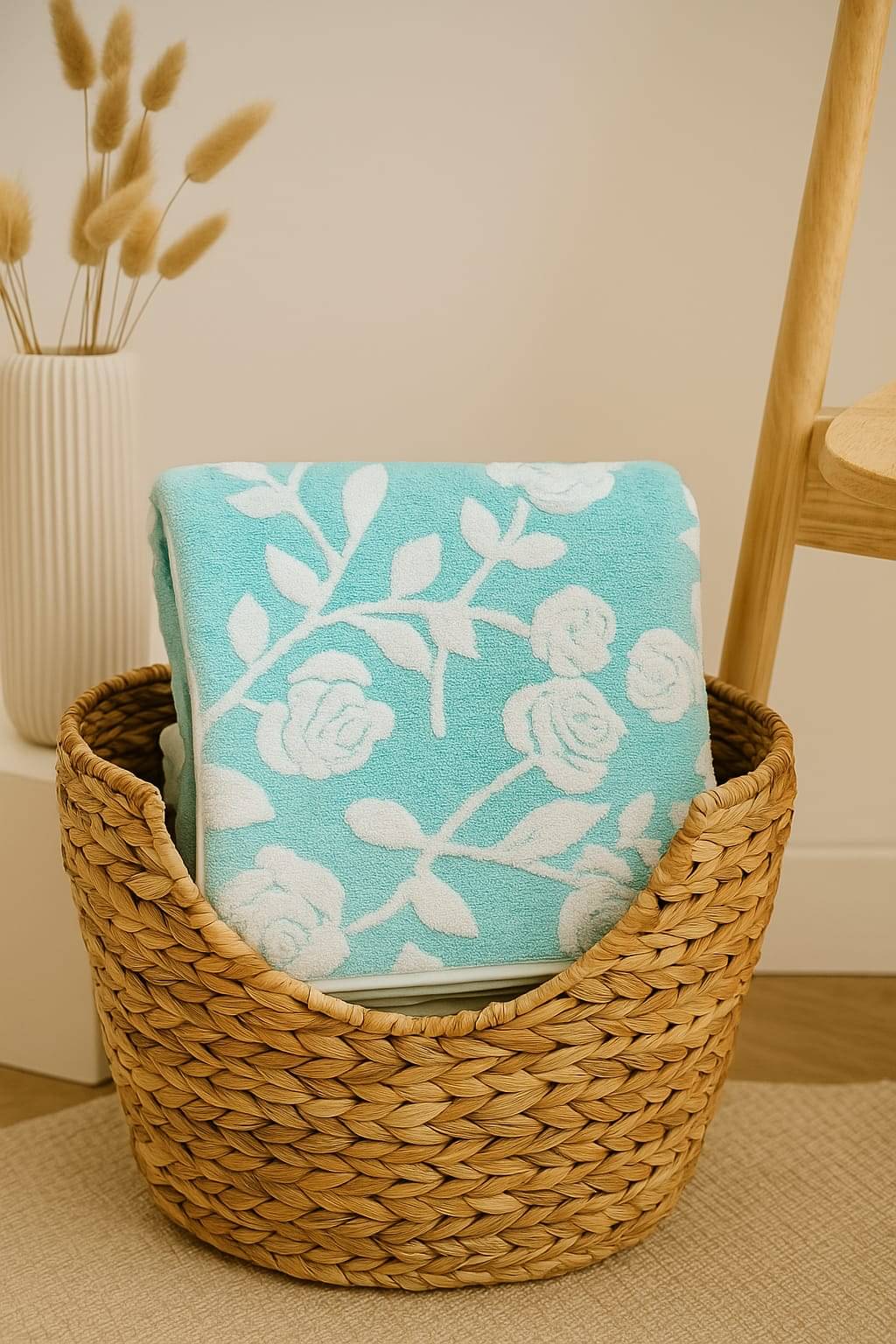     			Satisfyn Pack of 1 Microfibre 500 -GSM Bath Towel ( Green )