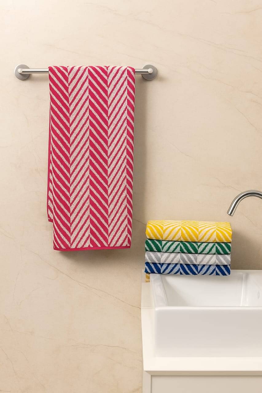     			Satisfyn Pack of 2 Cotton 400 -GSM Bath Towel ( Multicolor )