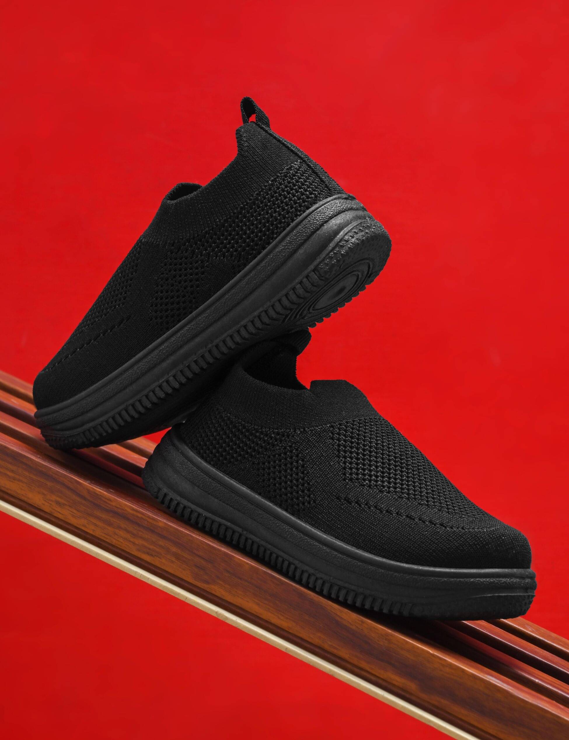     			AXROW - Black Boy's Sneakers ( 1 Pair )