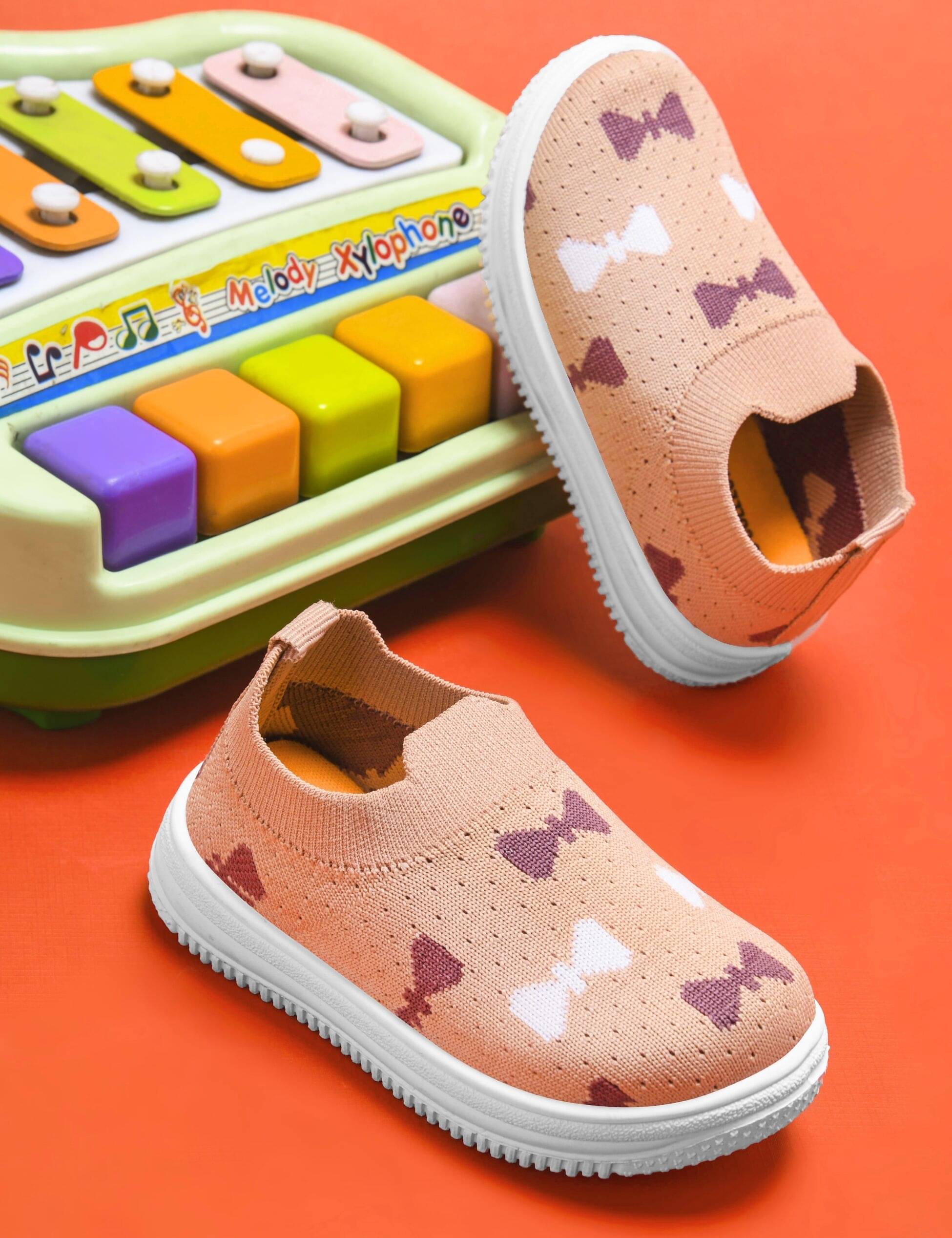     			AXROW - Peach Boy's Sneakers ( 1 Pair )