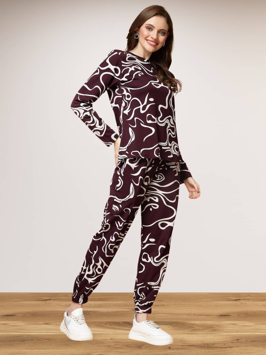    			DE TRENDZ Women Printed T-Shirt With Trousers Co-Ord Set ( Wine )