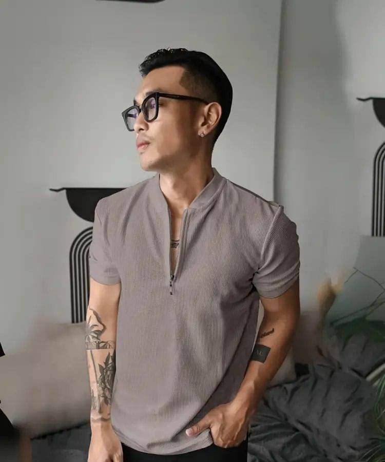 JUMP CUTS Men Cotton Blend Regular Fit Printed T-Shirt ( Beige )     			JUMP CUTS Men Cotton Blend Regular Fit Printed T-Shirt ( Beige )