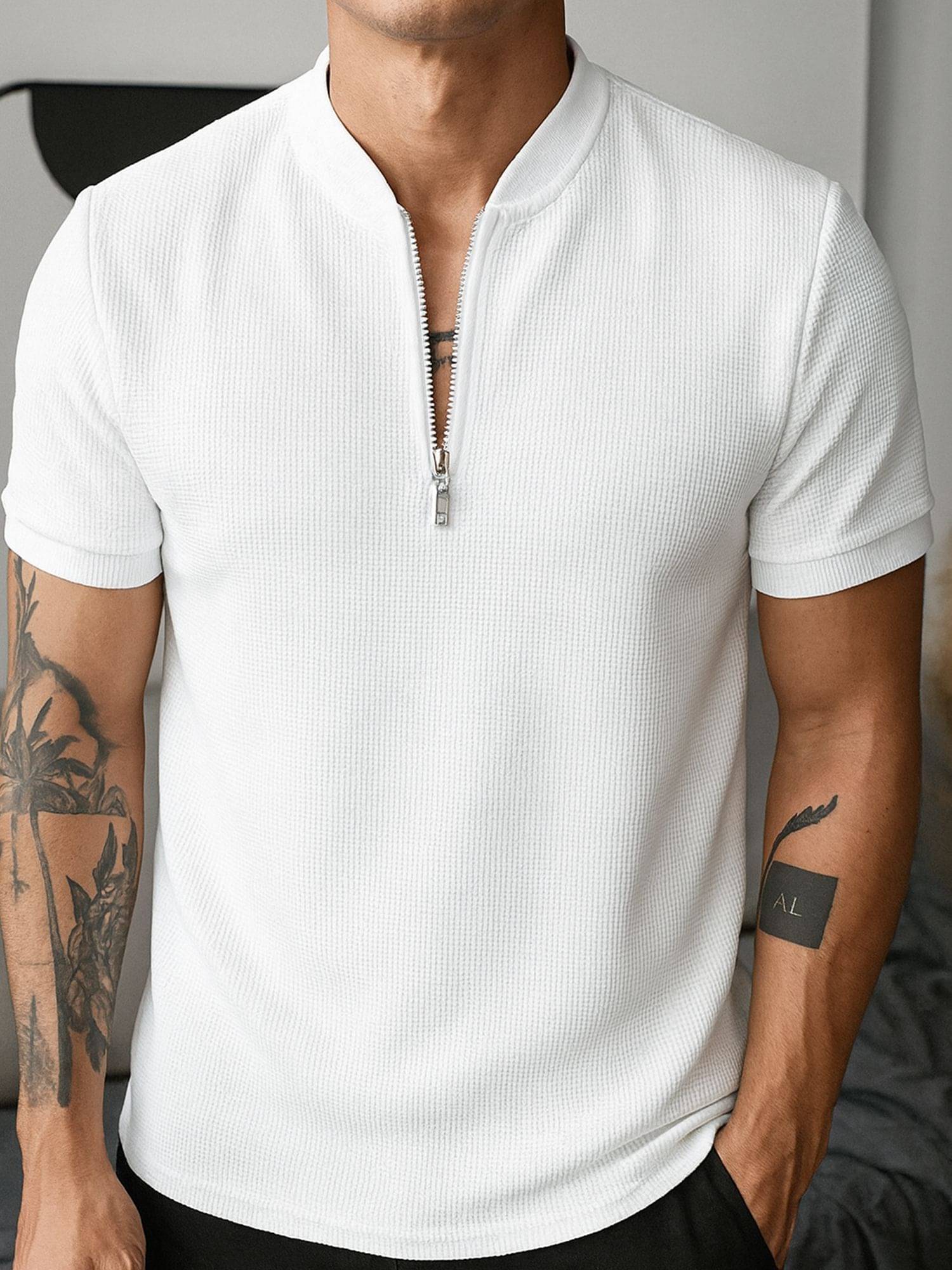     			JUMP CUTS Men Cotton Blend Regular Fit Printed T-Shirt ( Green )