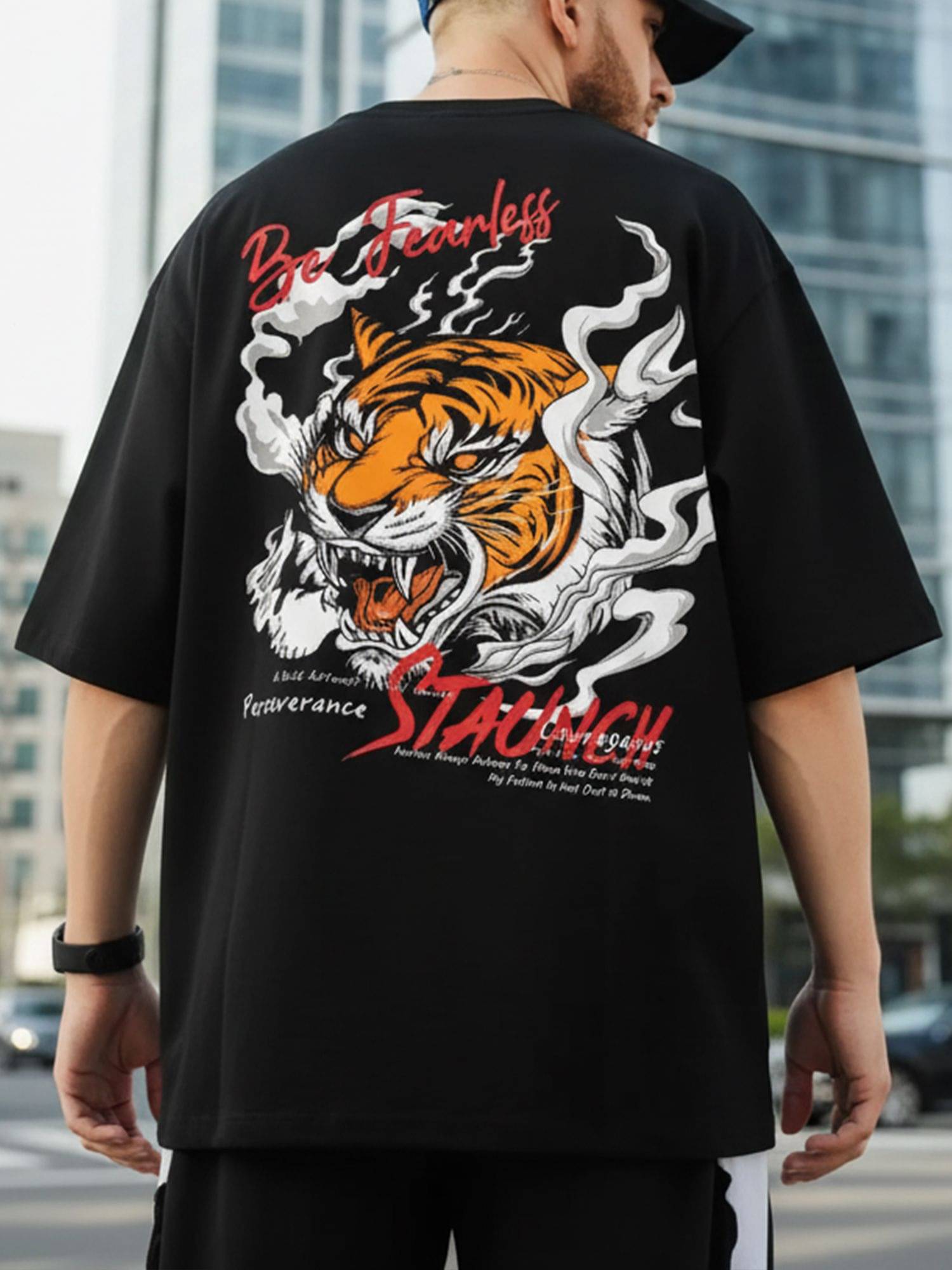     			JUMP CUTS Men Cotton Blend Regular Fit Printed T-Shirt ( Black )