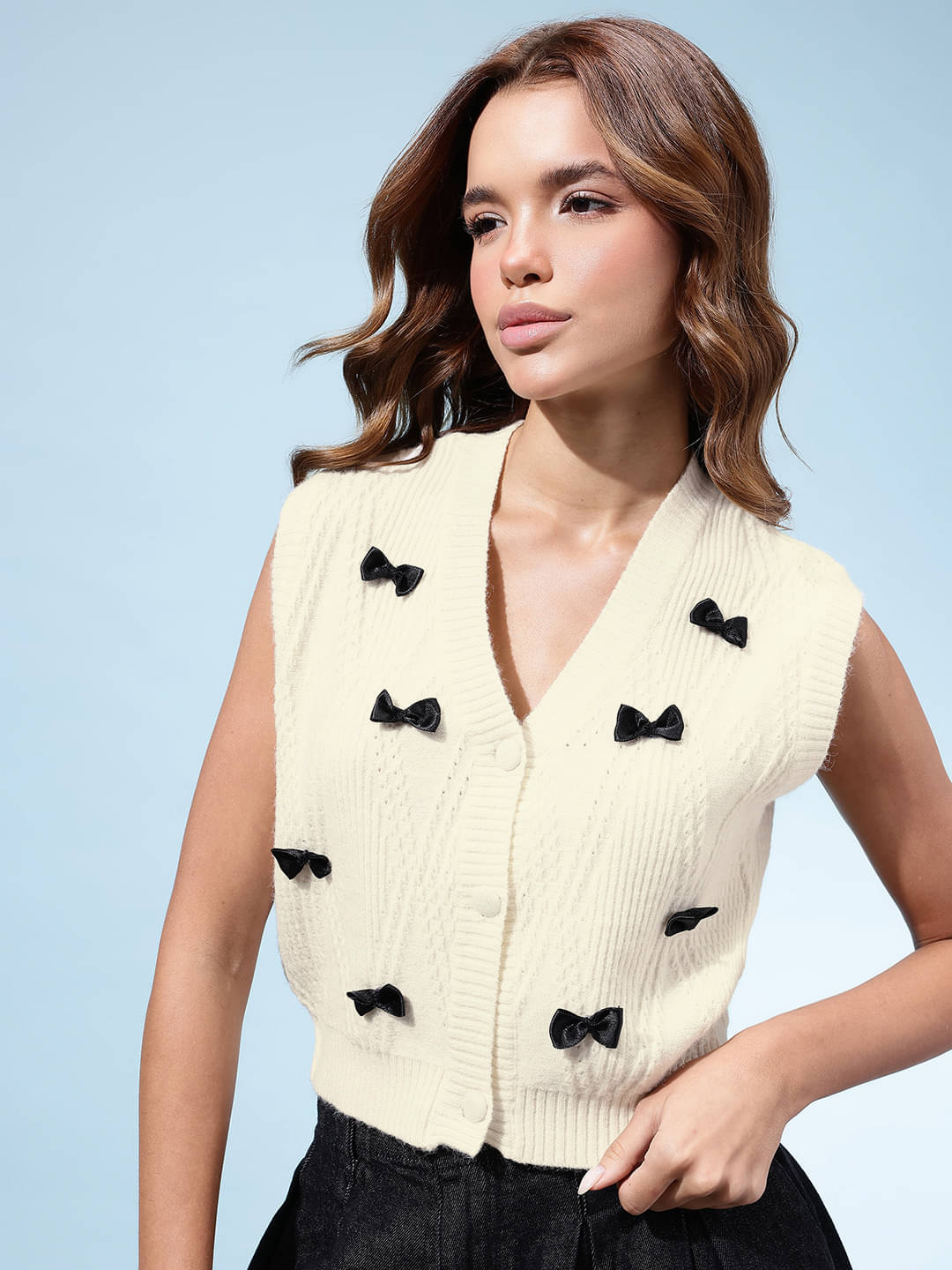 KASMA Women Acrylic V-Neck Pullover ( White )     			KASMA Women Acrylic V-Neck Pullover ( White )