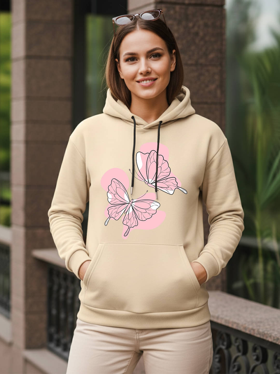 Kanhuzzz Women Fleece Hooded Sweatshirt For Heavy Winters ( Beige )     			Kanhuzzz Women Fleece Hooded Sweatshirt For Heavy Winters ( Beige )