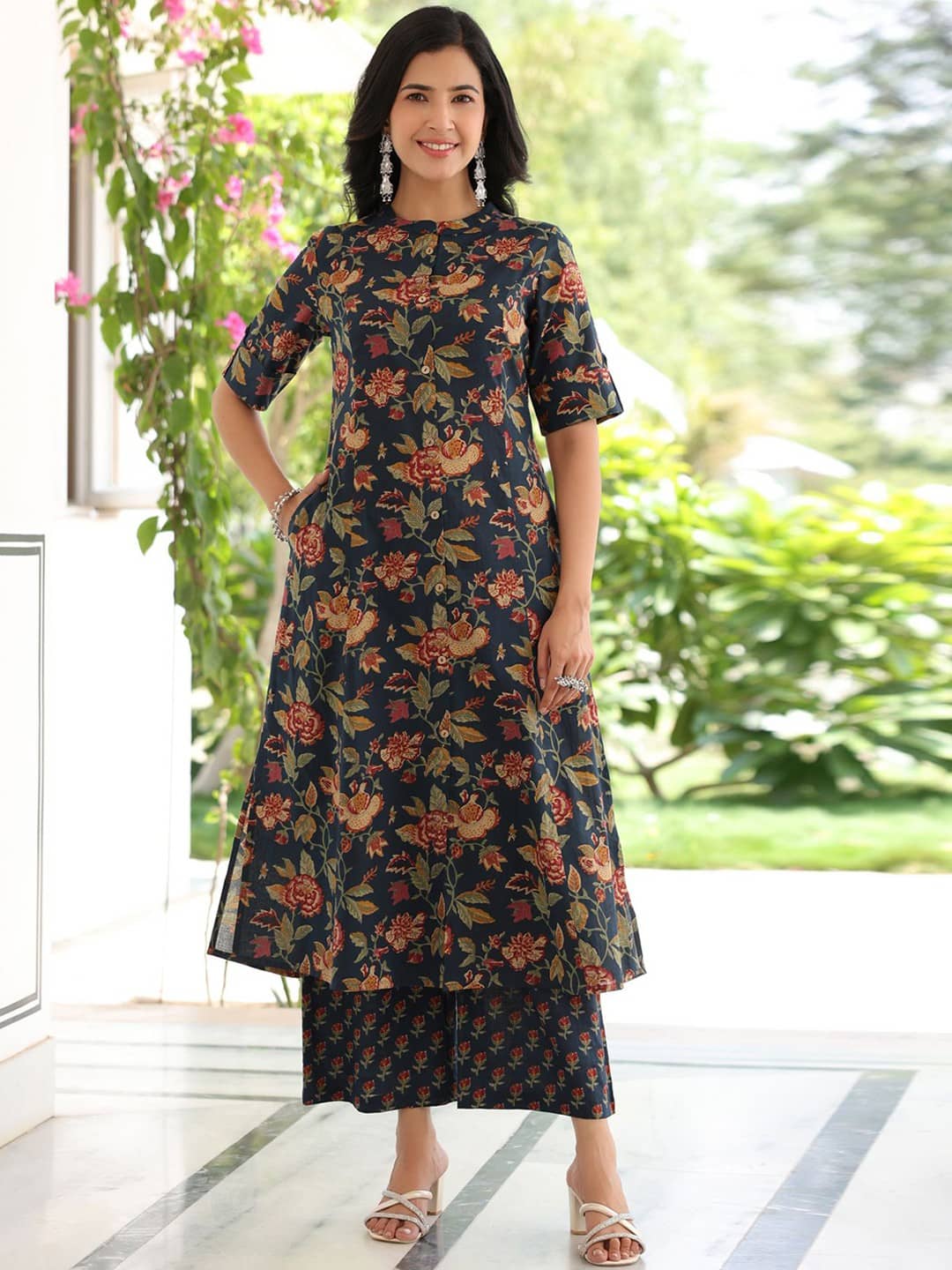 YAGNIK FASHION Women Rayon Self Design A-line Kurti With Palazzo ( Blue )