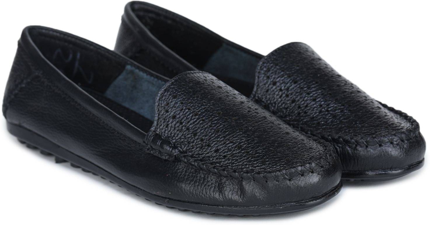     			Zoom Shoes Black Women's Casual Ballerinas