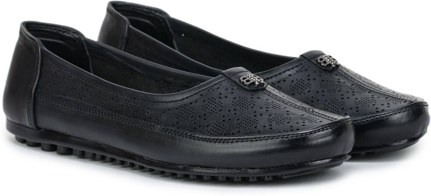     			Zoom Shoes Black Women's Casual Ballerinas