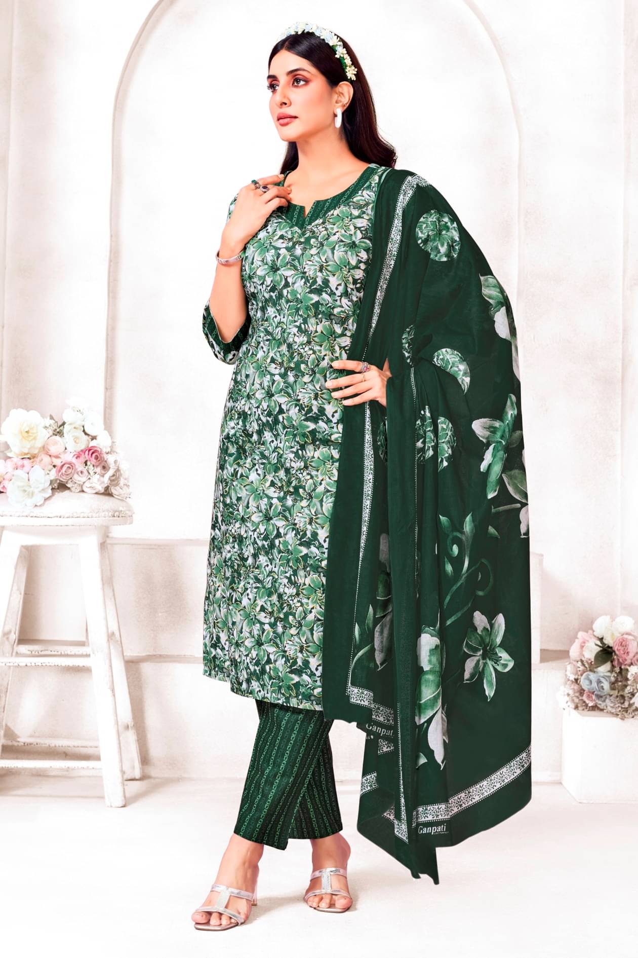 shree jeenmata collection Women Cotton Printed Straight Kurti With Pants ( Green )     			shree jeenmata collection Women Cotton Printed Straight Kurti With Pants ( Green )