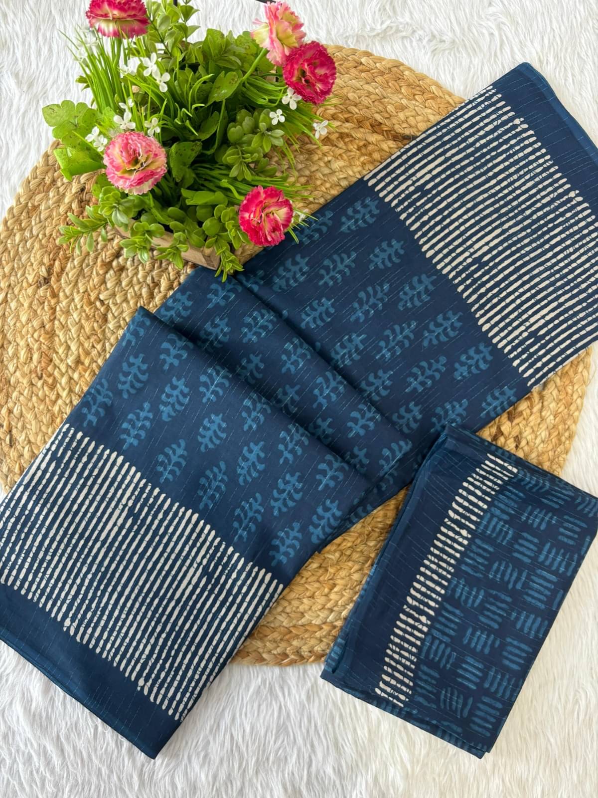 BRENZZAFASHION Cotton Printed Bhagalpuri Saree With Unstitched Blouse Piece ( LightBLue )     			BRENZZAFASHION Cotton Printed Bhagalpuri Saree With Unstitched Blouse Piece ( LightBLue )