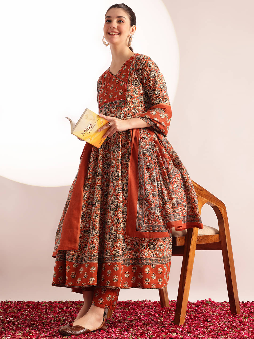     			Vbuyz Women Cotton Embellished Anarkali Kurti With Pants ( Orange )