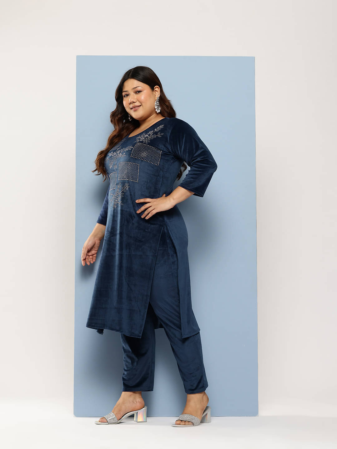 Aarika Women Velvet Embellished Straight Kurti With Pants ( Blue )     			Aarika Women Velvet Embellished Straight Kurti With Pants ( Blue )