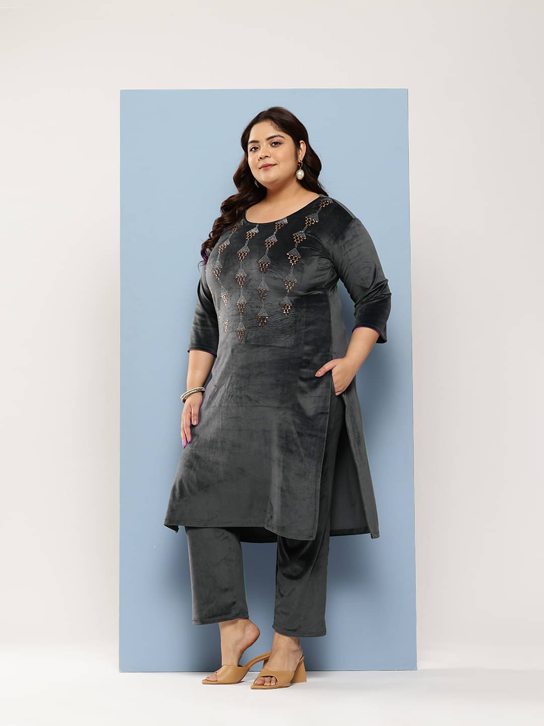 Aarika Women Velvet Embellished Straight Kurti With Pants ( Grey )     			Aarika Women Velvet Embellished Straight Kurti With Pants ( Grey )