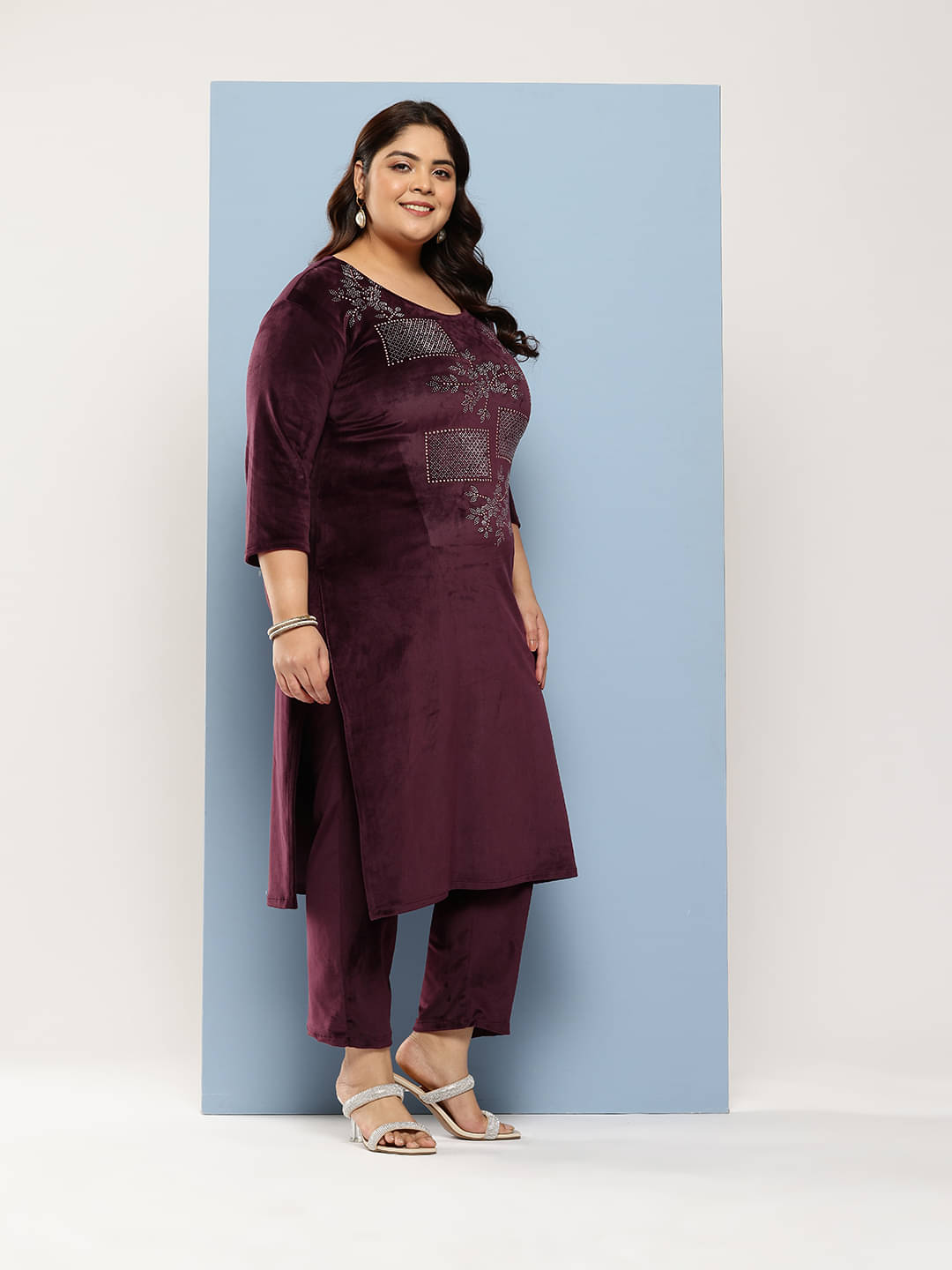Aarika Women Velvet Embellished Straight Kurti With Pants ( Wine )     			Aarika Women Velvet Embellished Straight Kurti With Pants ( Wine )