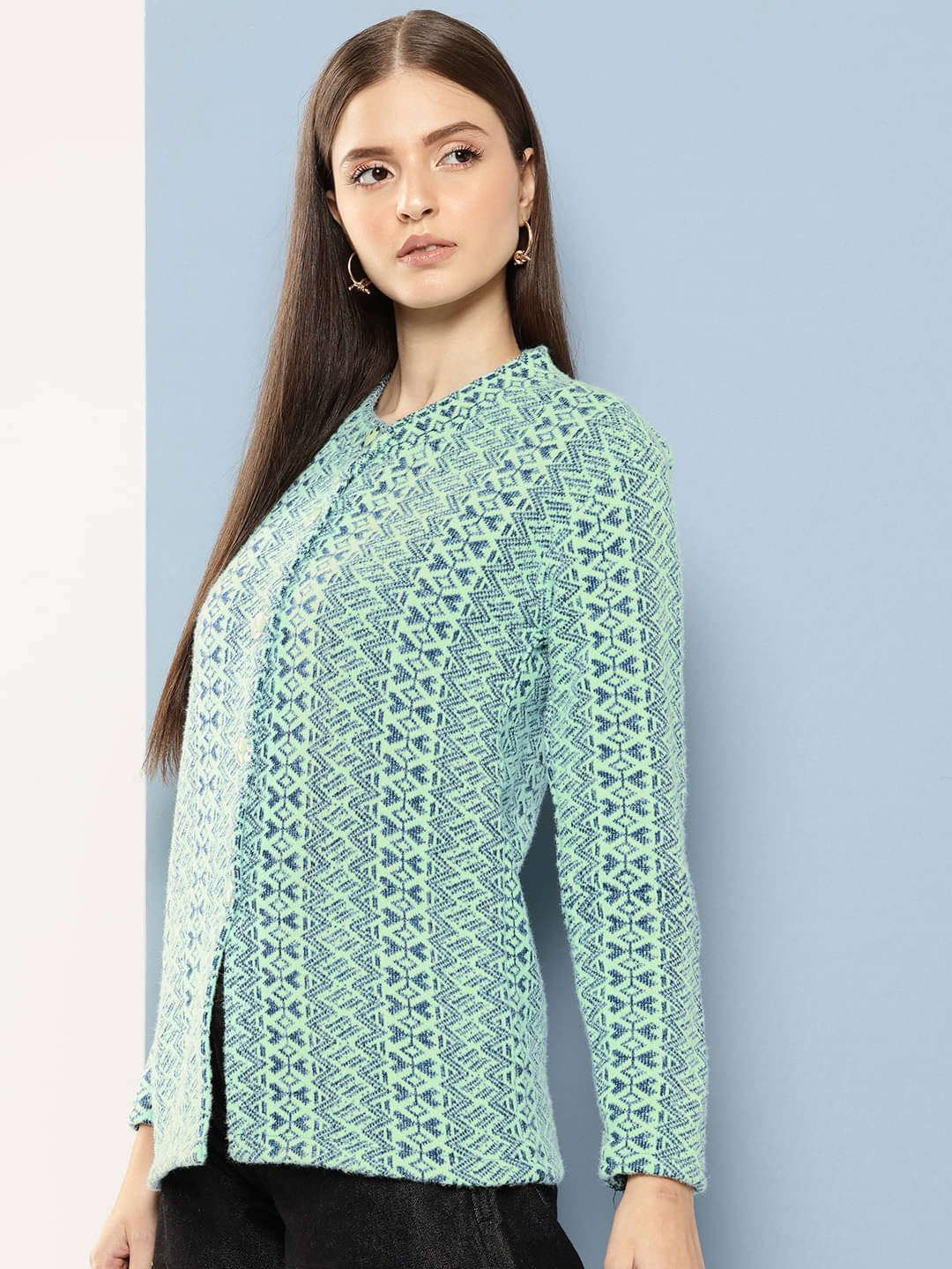 Aarika Women Woollen Round Neck Cardigan ( Green )     			Aarika Women Woollen Round Neck Cardigan ( Green )