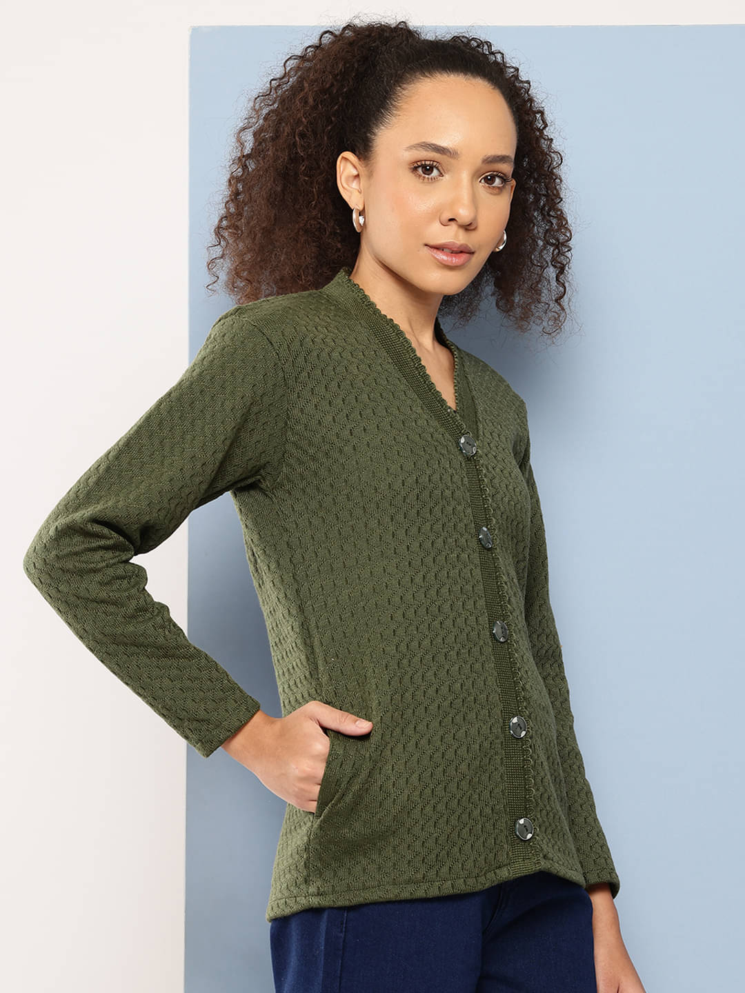     			Aarika Women Woollen V-Neck Cardigan ( Green )