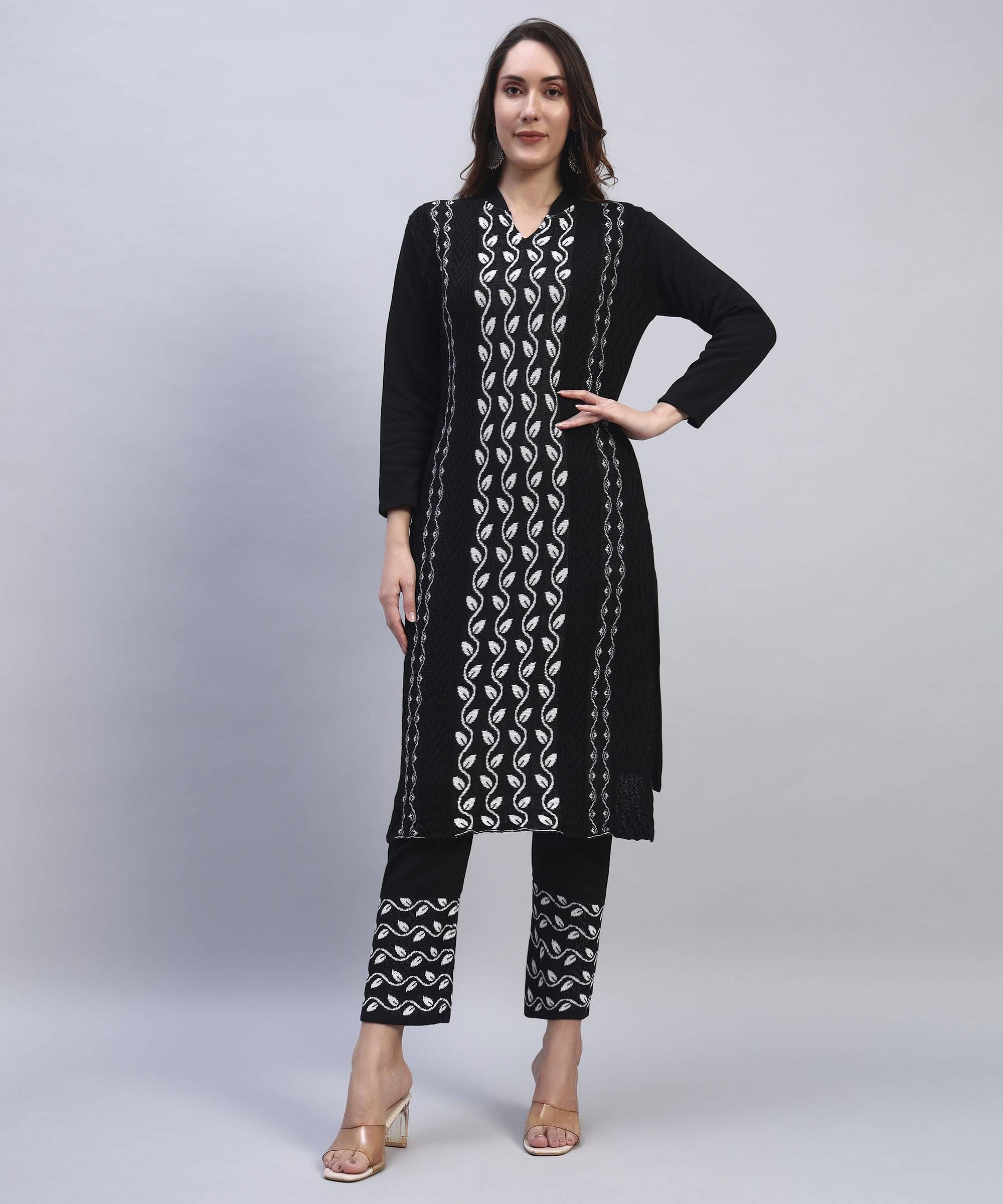    			BLUSHH COLLECTION Women Woollen Printed Straight Kurti With Pants ( Multicolor )