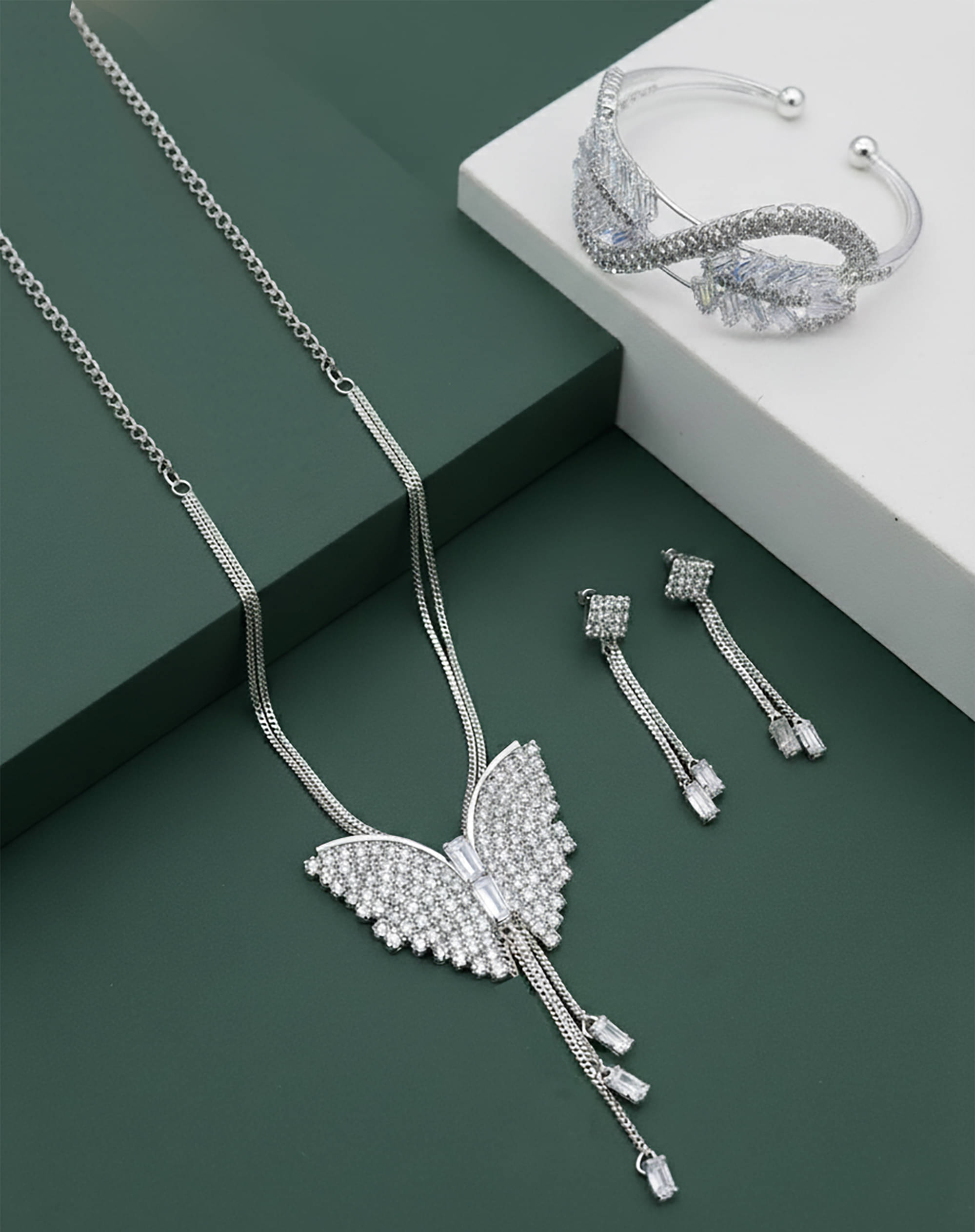     			JIPPA Silver Metal Necklace ( Pack of 2 )