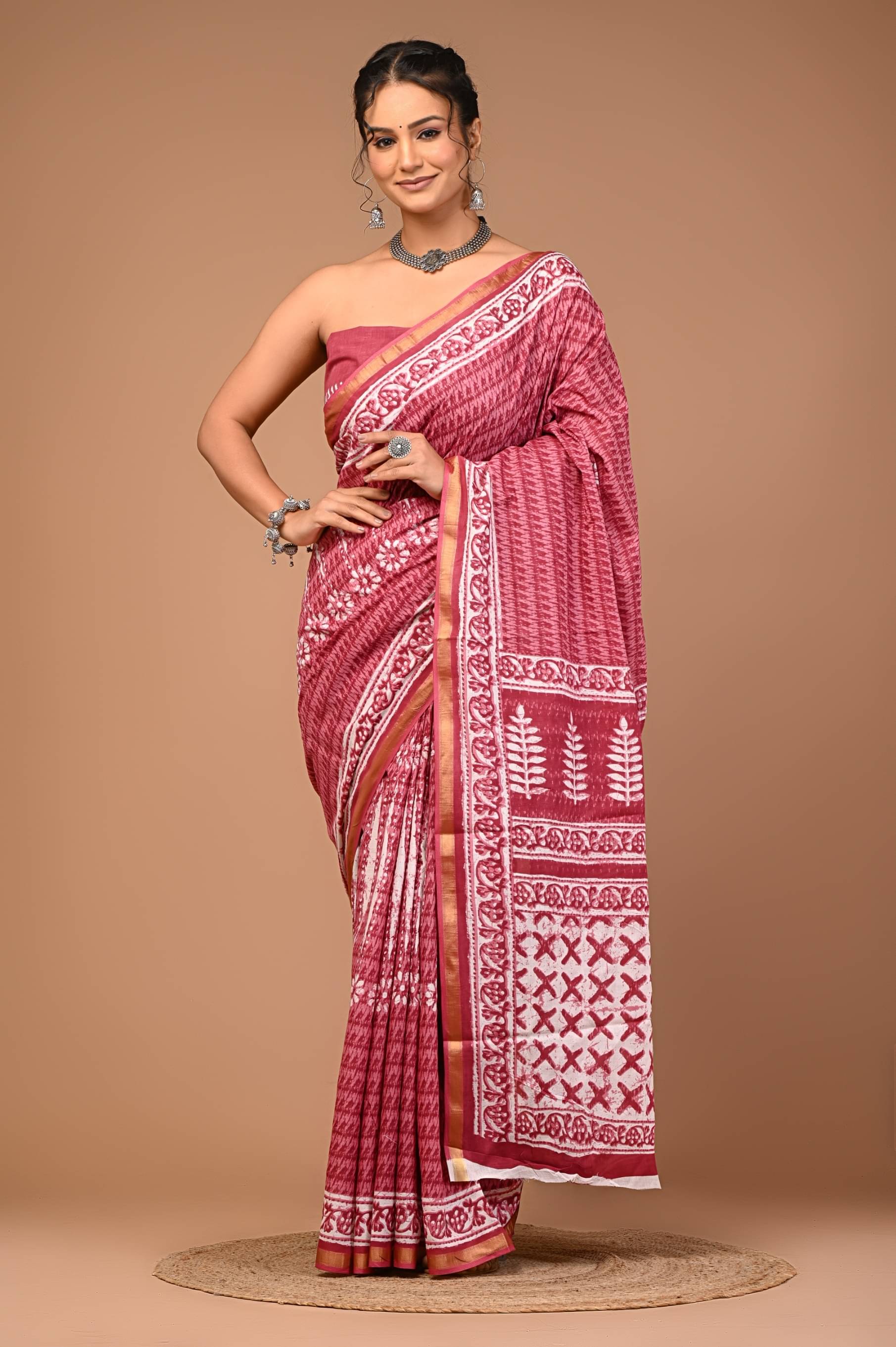 Lovwear Cotton Printed Regular Saree With Unstitched Blouse Piece ( Pink ) Lovwear Cotton Printed Regular Saree With Unstitched Blouse Piece ( Pink )