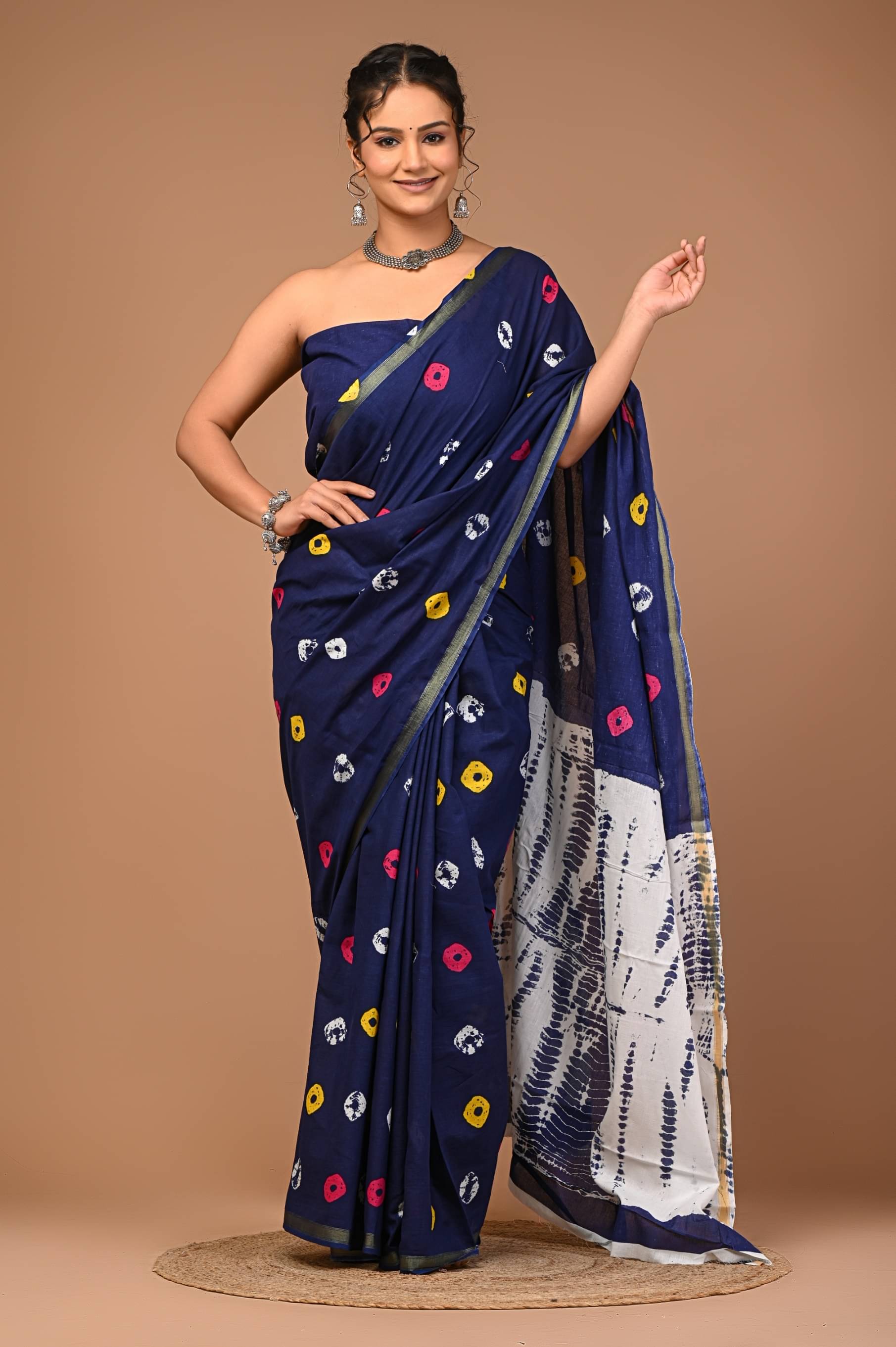 Lovwear Cotton Printed Regular Saree With Unstitched Blouse Piece ( Blue ) Lovwear Cotton Printed Regular Saree With Unstitched Blouse Piece ( Blue )