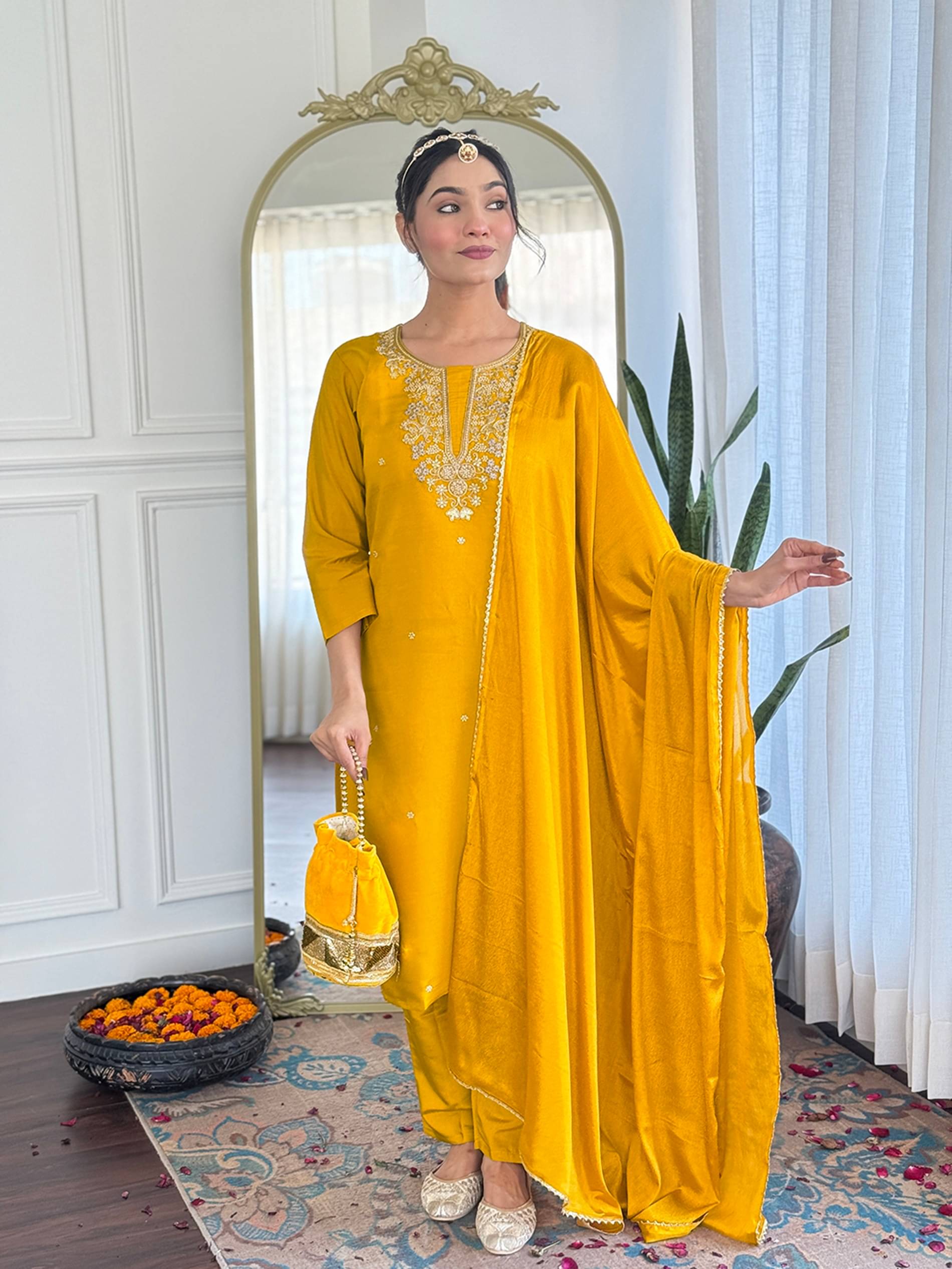 VS MALL Women Chanderi Embroidered Straight Kurti With Pants ( Mustard )     			VS MALL Women Chanderi Embroidered Straight Kurti With Pants ( Mustard )