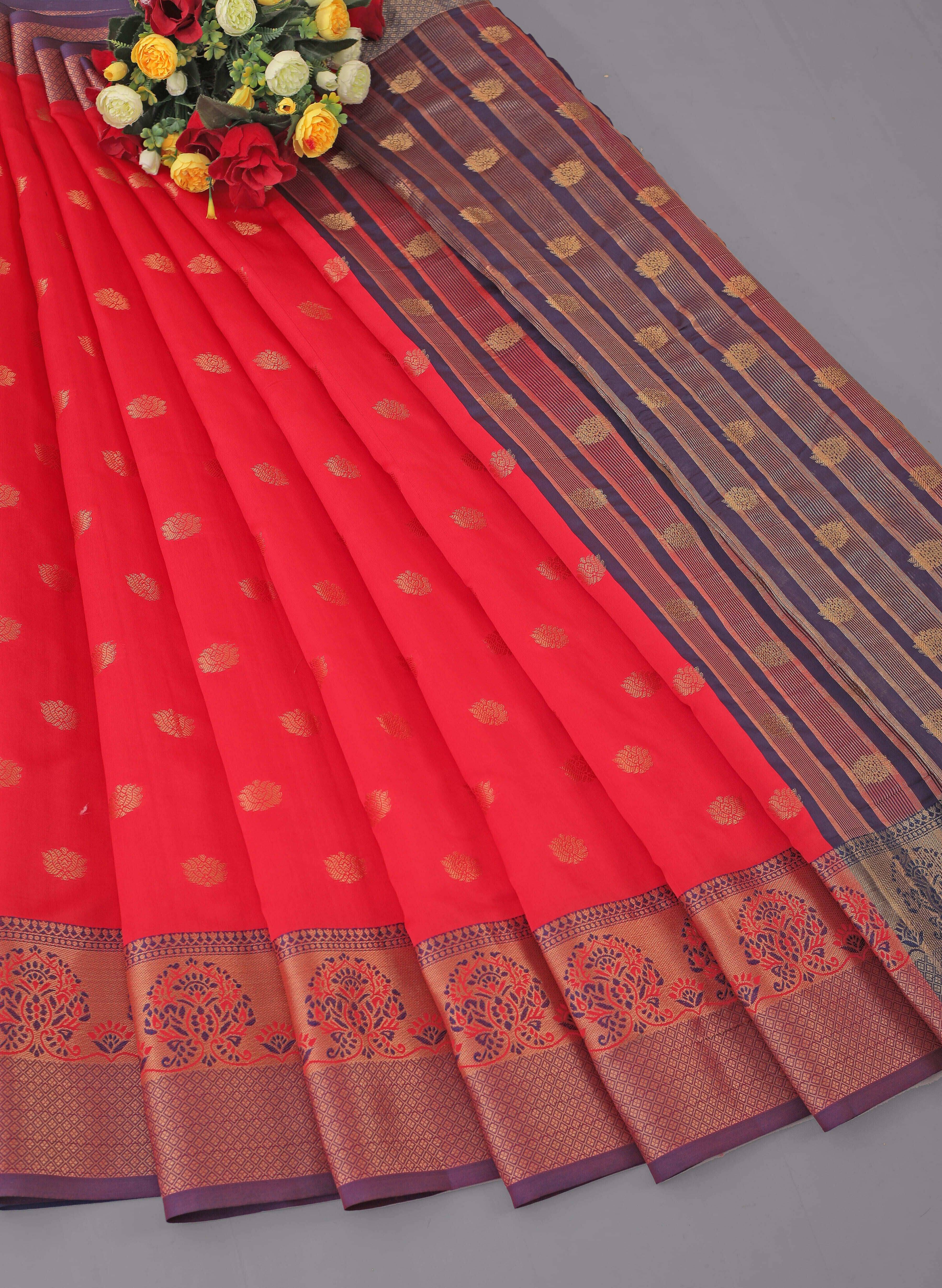 JS Clothing Mart Silk Blend Woven Design Banarasi saree With Unstitched Blouse Piece ( Red ) JS Clothing Mart Silk Blend Woven Design Banarasi saree With Unstitched Blouse Piece ( Red )