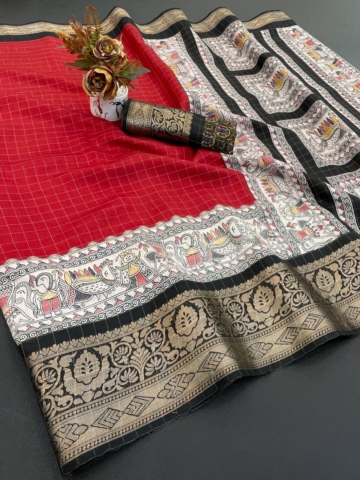 Aika Art Silk Printed Regular Saree With Unstitched Blouse Piece ( Red ) Aika Art Silk Printed Regular Saree With Unstitched Blouse Piece ( Red )