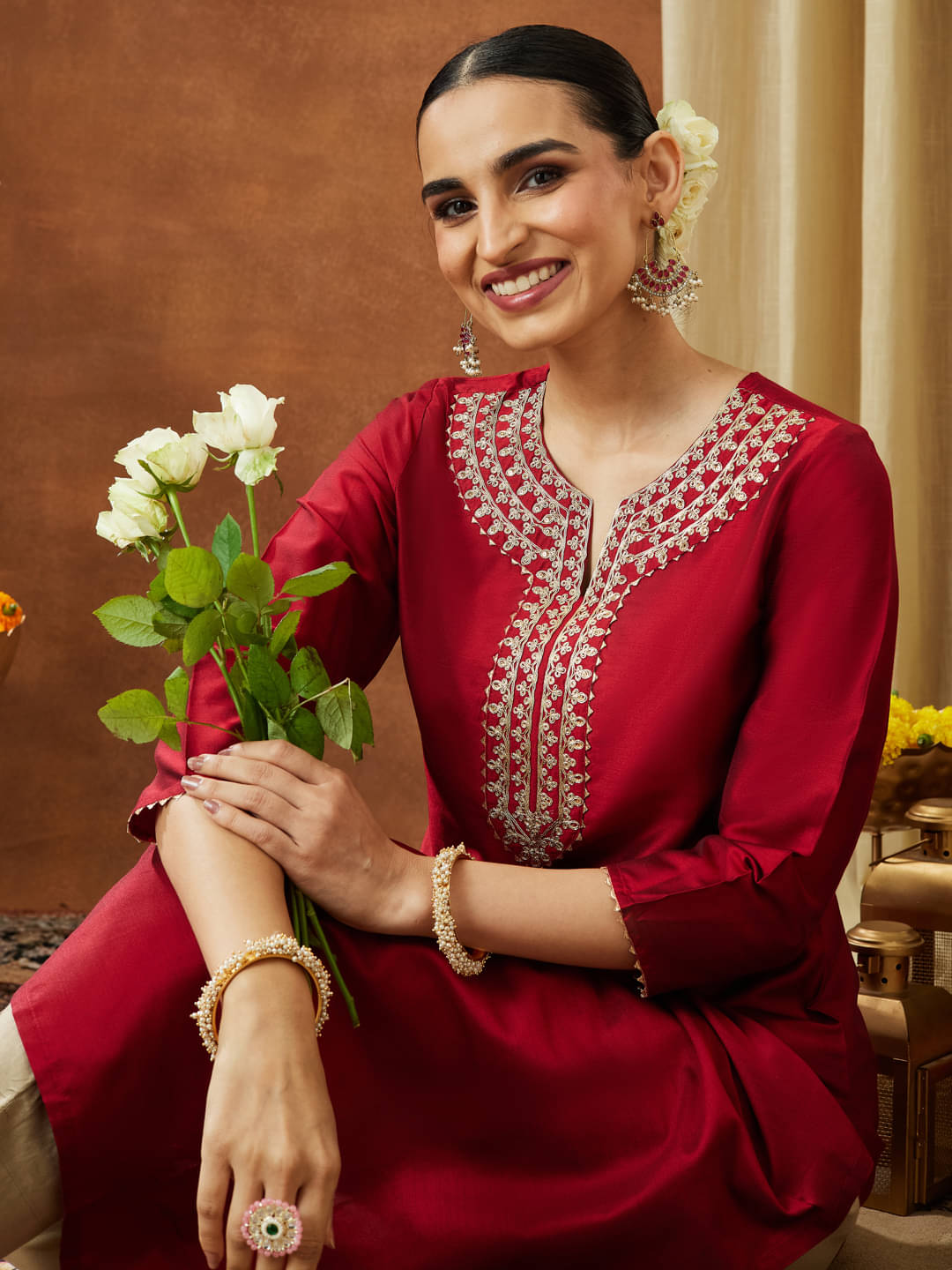     			Janasya Women Chanderi Embroidered Straight Kurti ( Maroon )