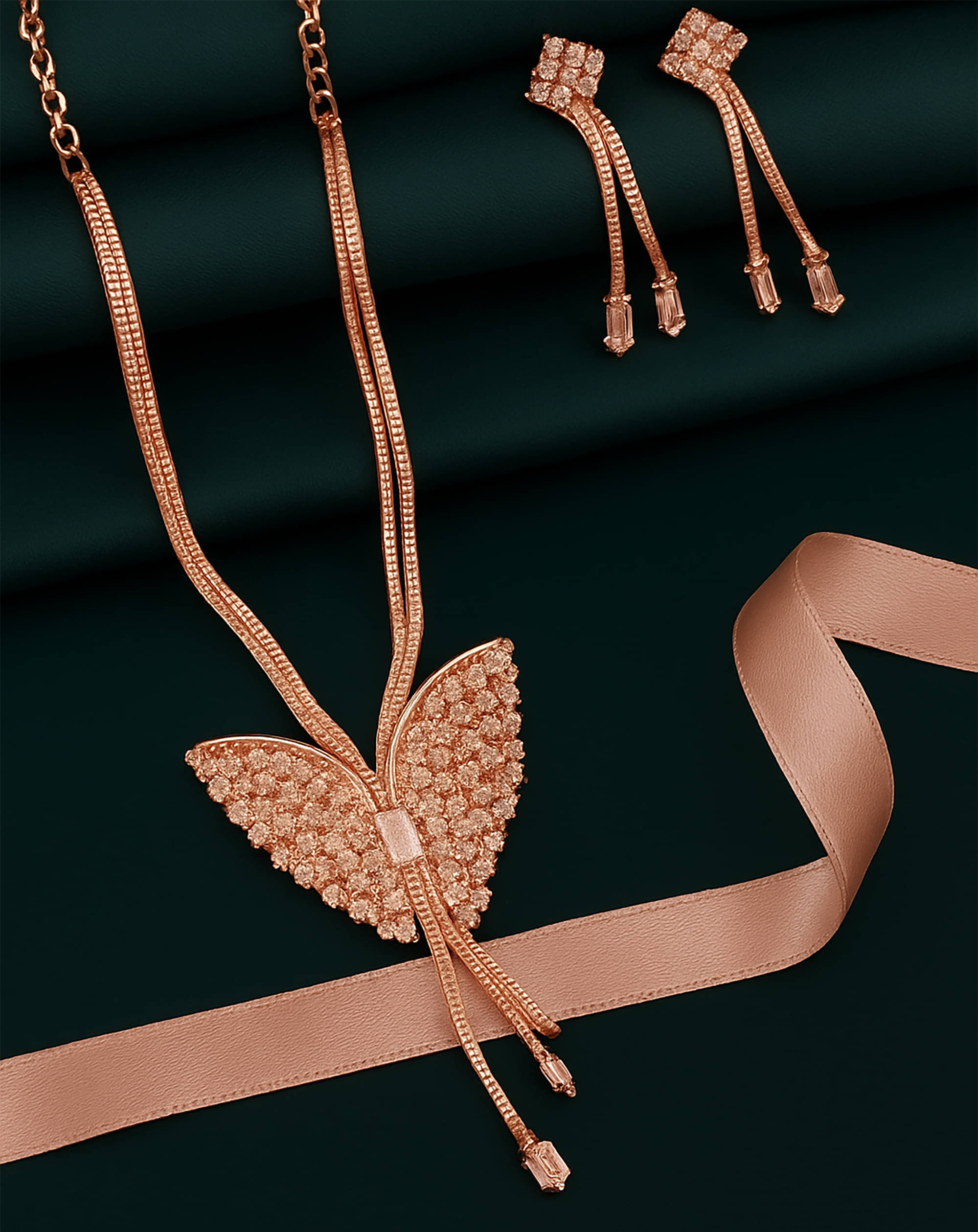     			RANEM Rose Gold Metal Necklace ( Pack of 1 )