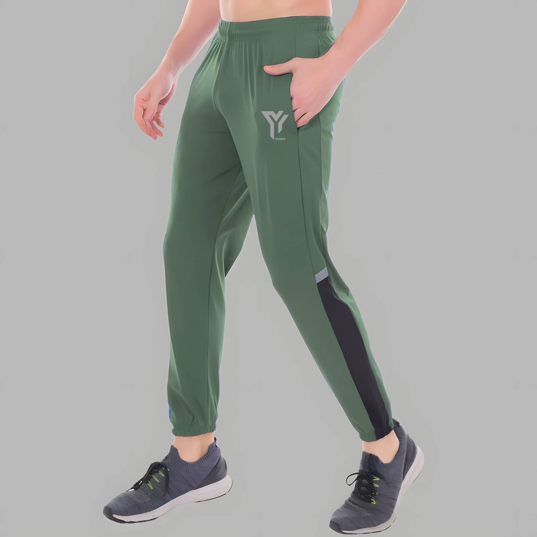     			YUNEK Dark Green Polyester Men's Trackpants ( Pack of 1 )